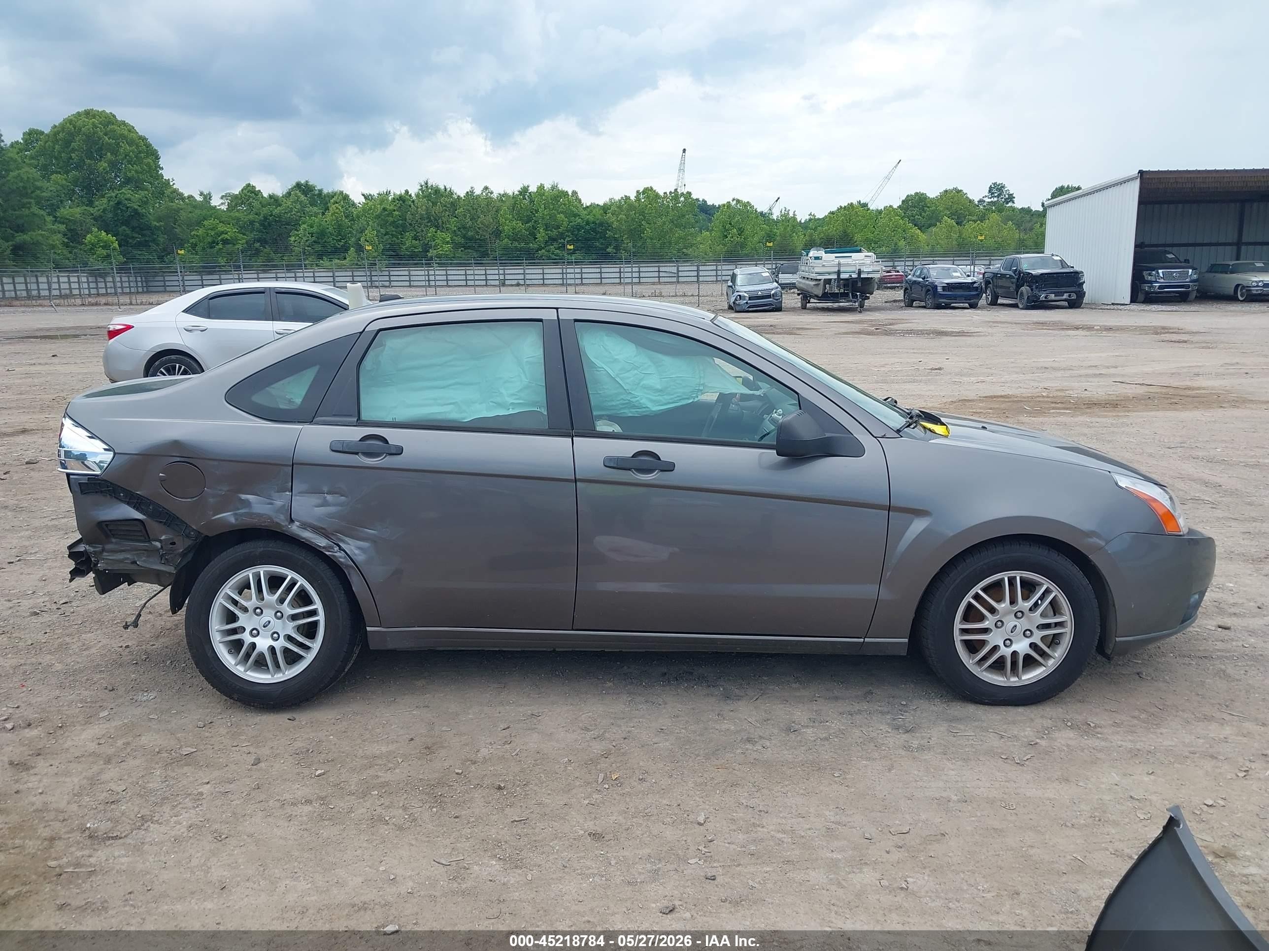 2010 Ford Focus Se Gray vin: 1FAHP3FN5AW210262
