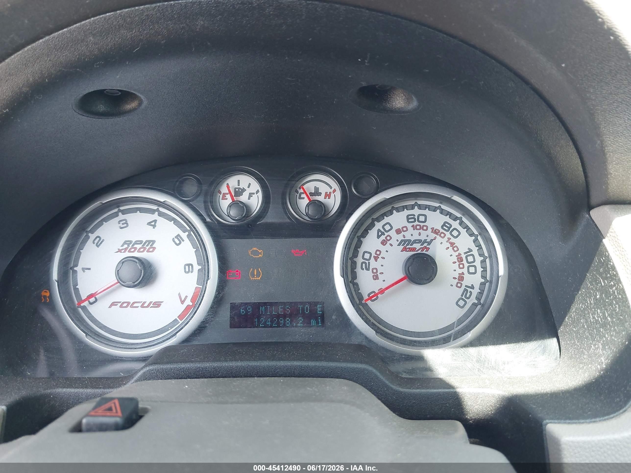 2010 Ford Focus Se White vin: 1FAHP3FN5AW227286