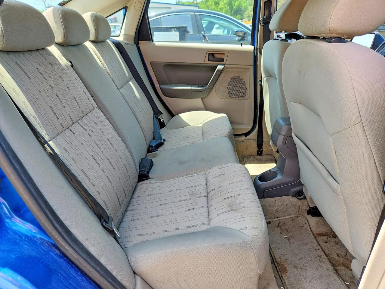 2010 Ford Focus Se Blue vin: 1FAHP3FN5AW248302