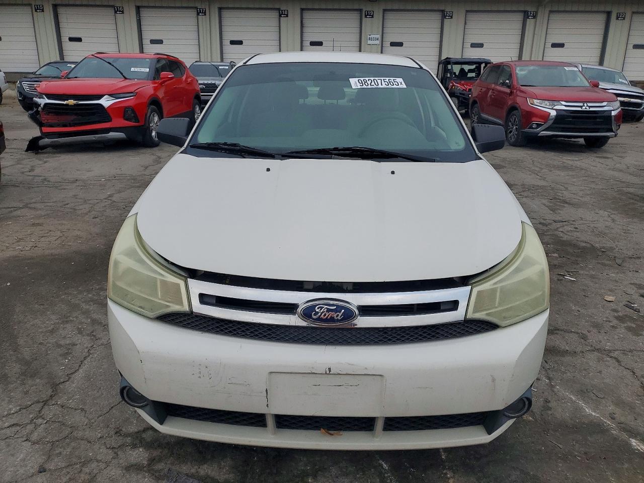 2010 Ford Focus Se White vin: 1FAHP3FN5AW248901