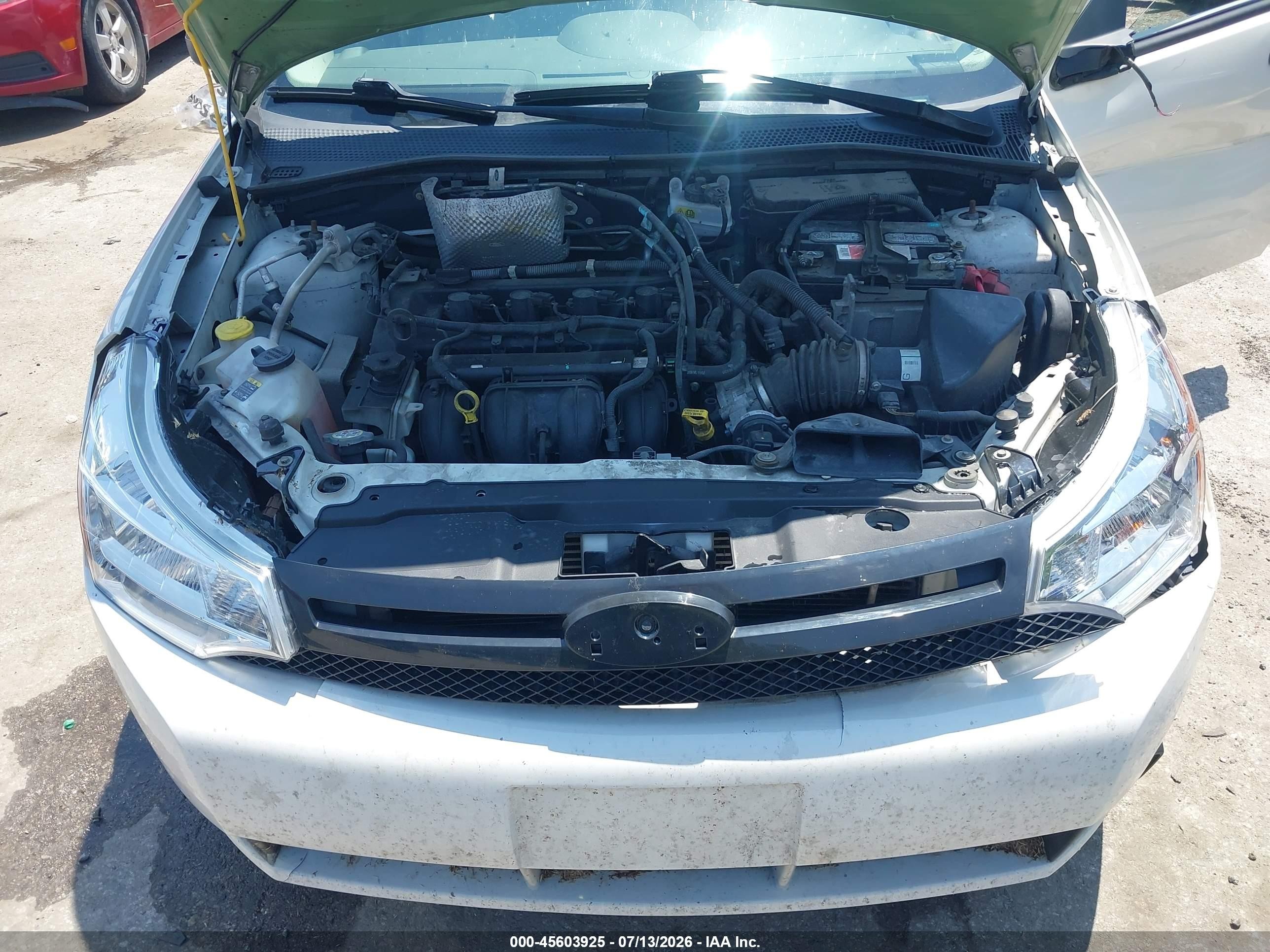 2010 Ford Focus Se White vin: 1FAHP3FN5AW256092