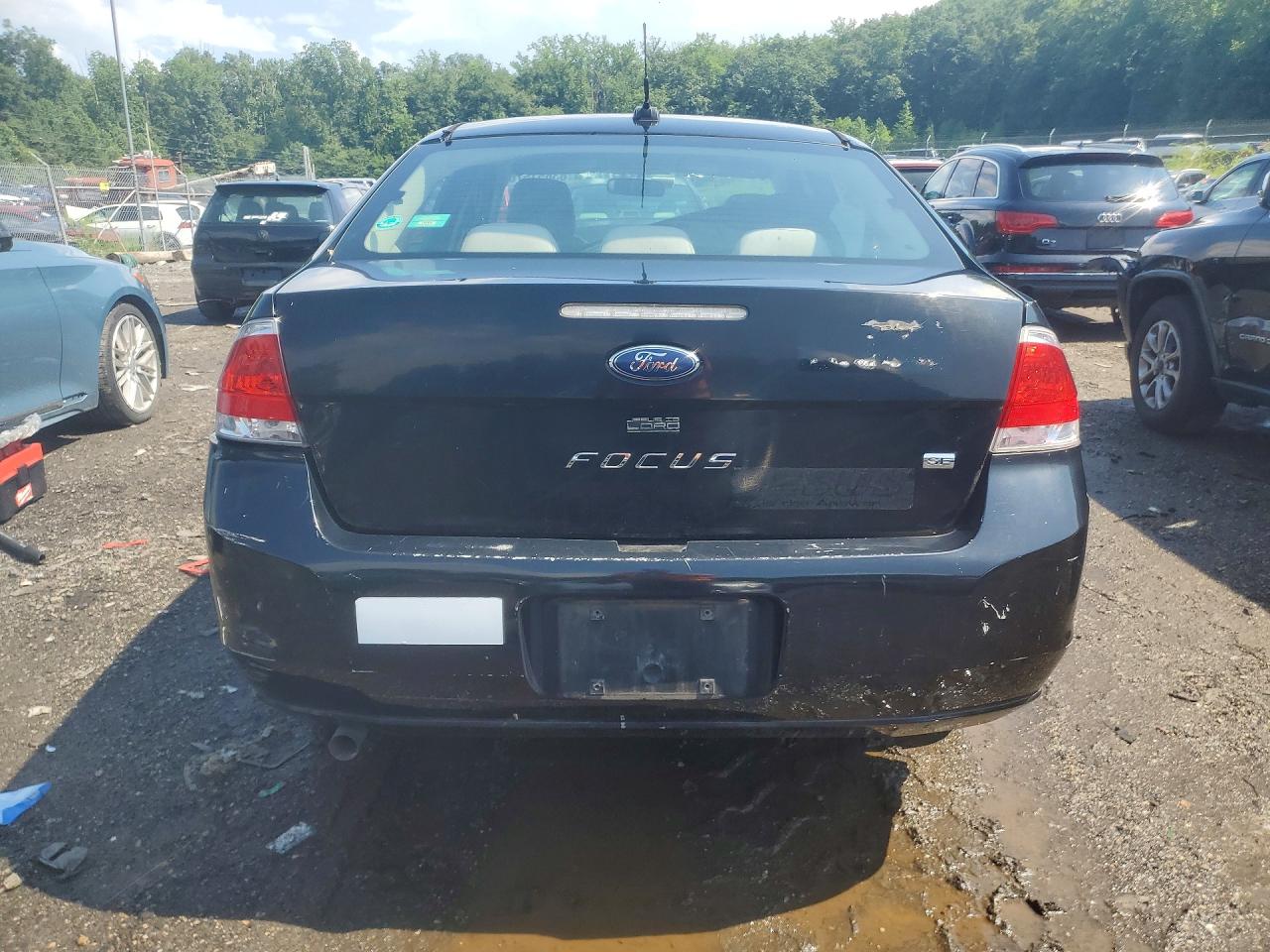 2010 Ford Focus Se Черный vin: 1FAHP3FN5AW266217