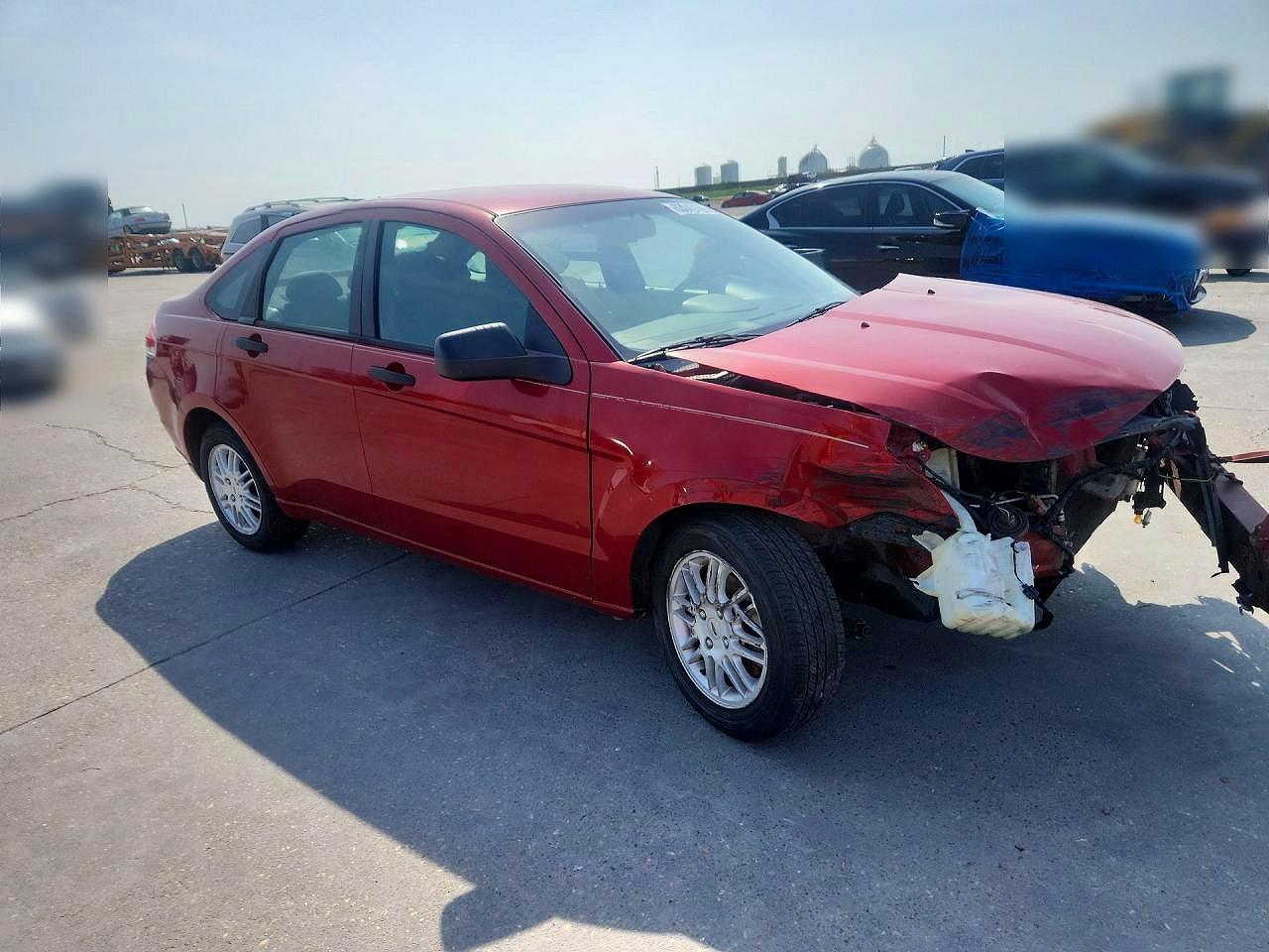 2010 Ford Focus Red vin: 1FAHP3FN5AW286337
