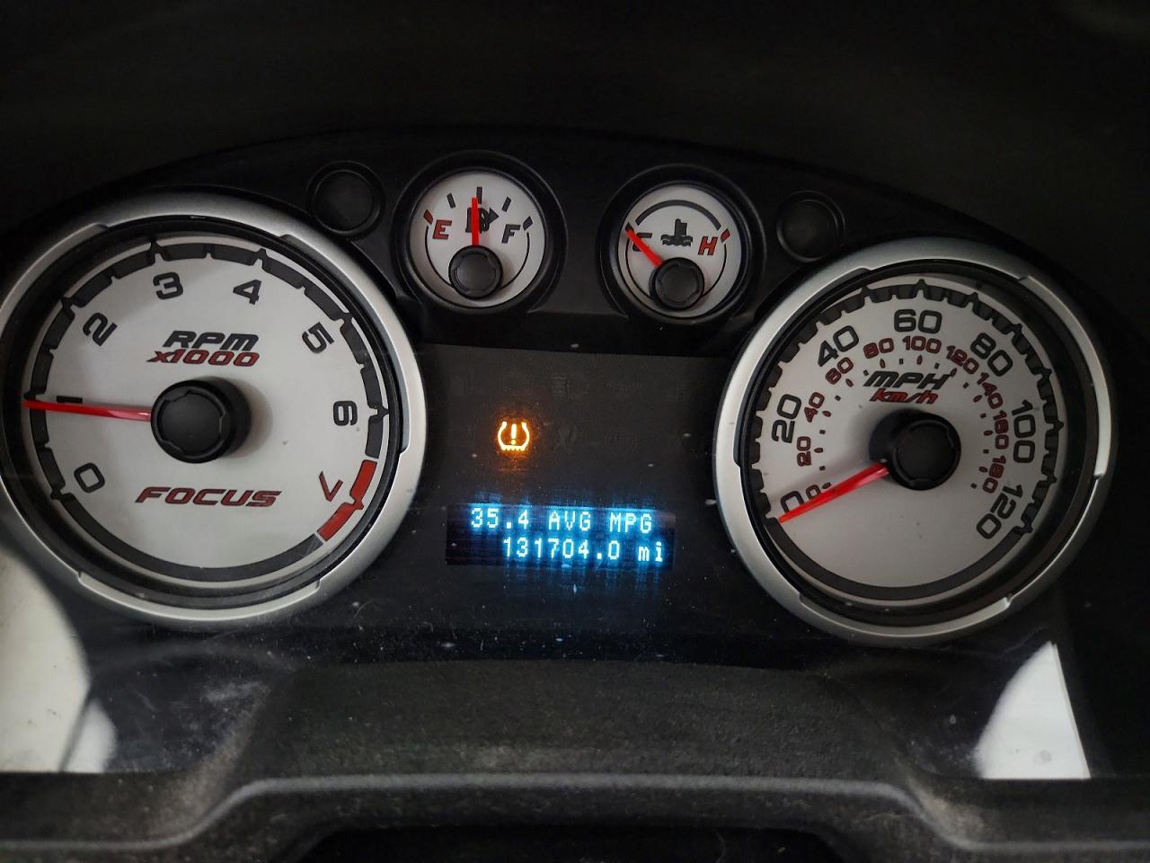 2011 Ford Focus Se Серебряный vin: 1FAHP3FN5BW132115