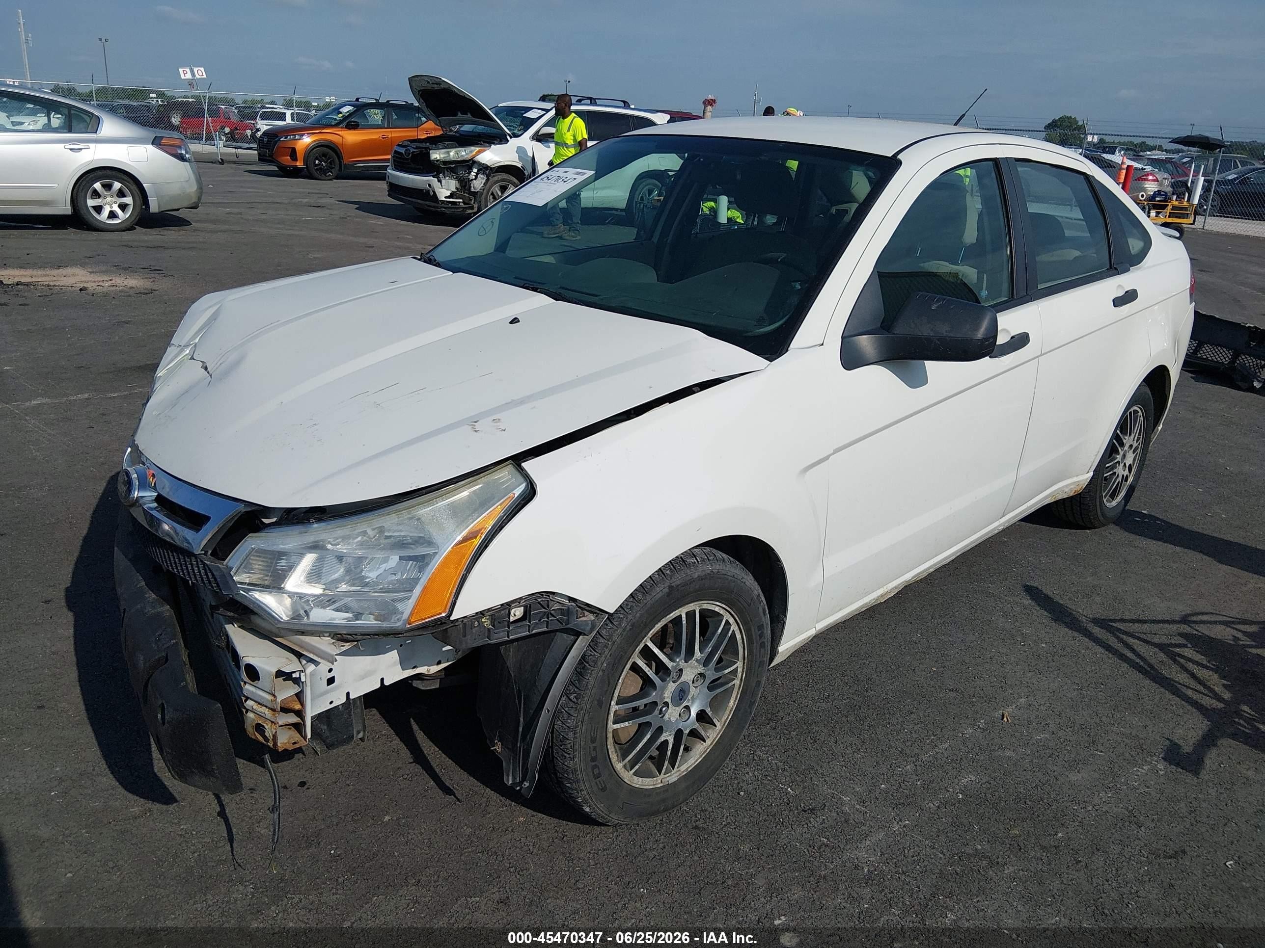 2011 Ford Focus Se White vin: 1FAHP3FN5BW169021