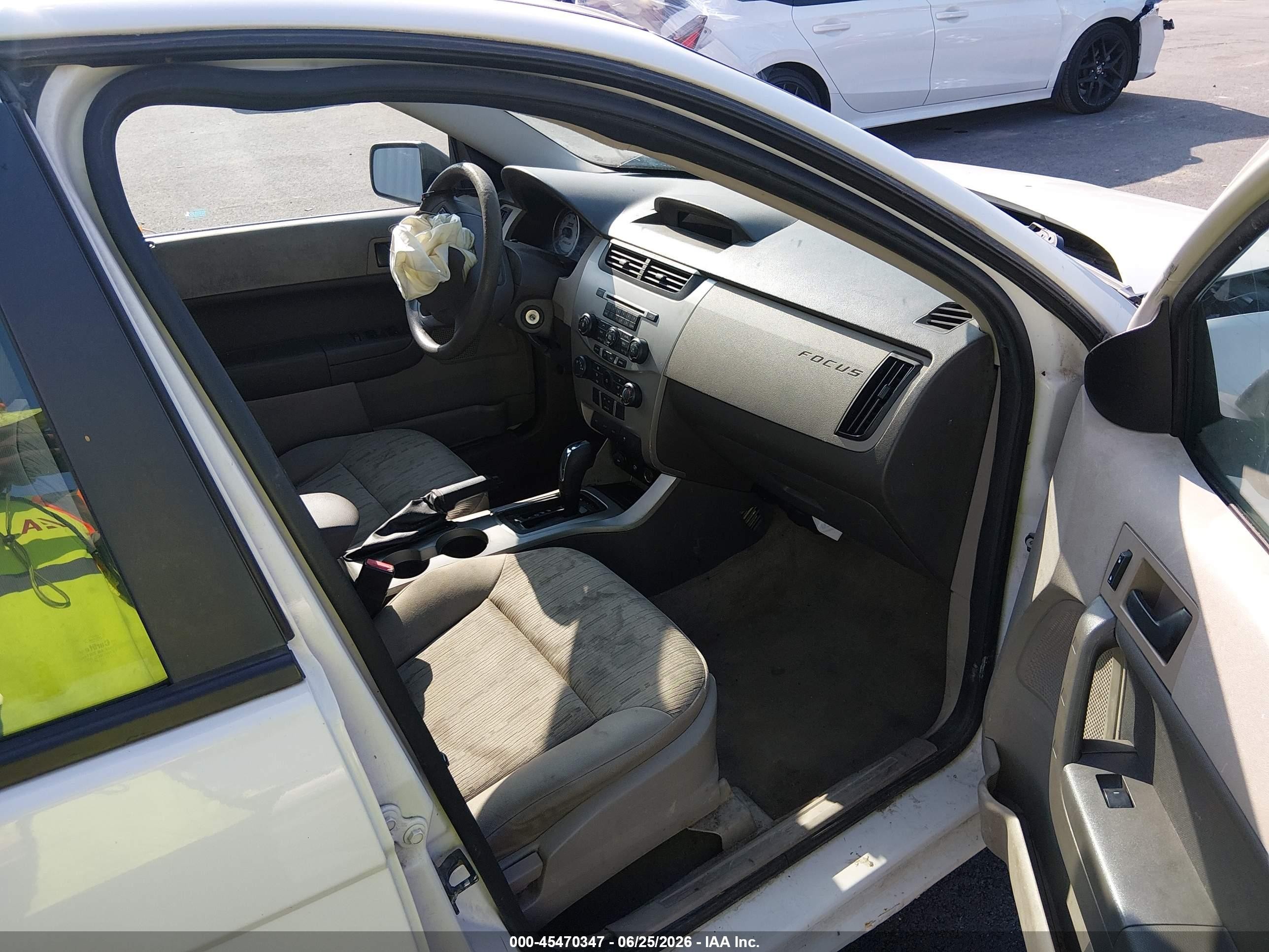 2011 Ford Focus Se White vin: 1FAHP3FN5BW169021