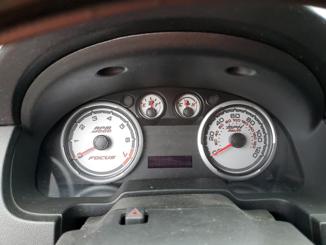 2011 Ford Focus Se Silver vin: 1FAHP3FN5BW198356