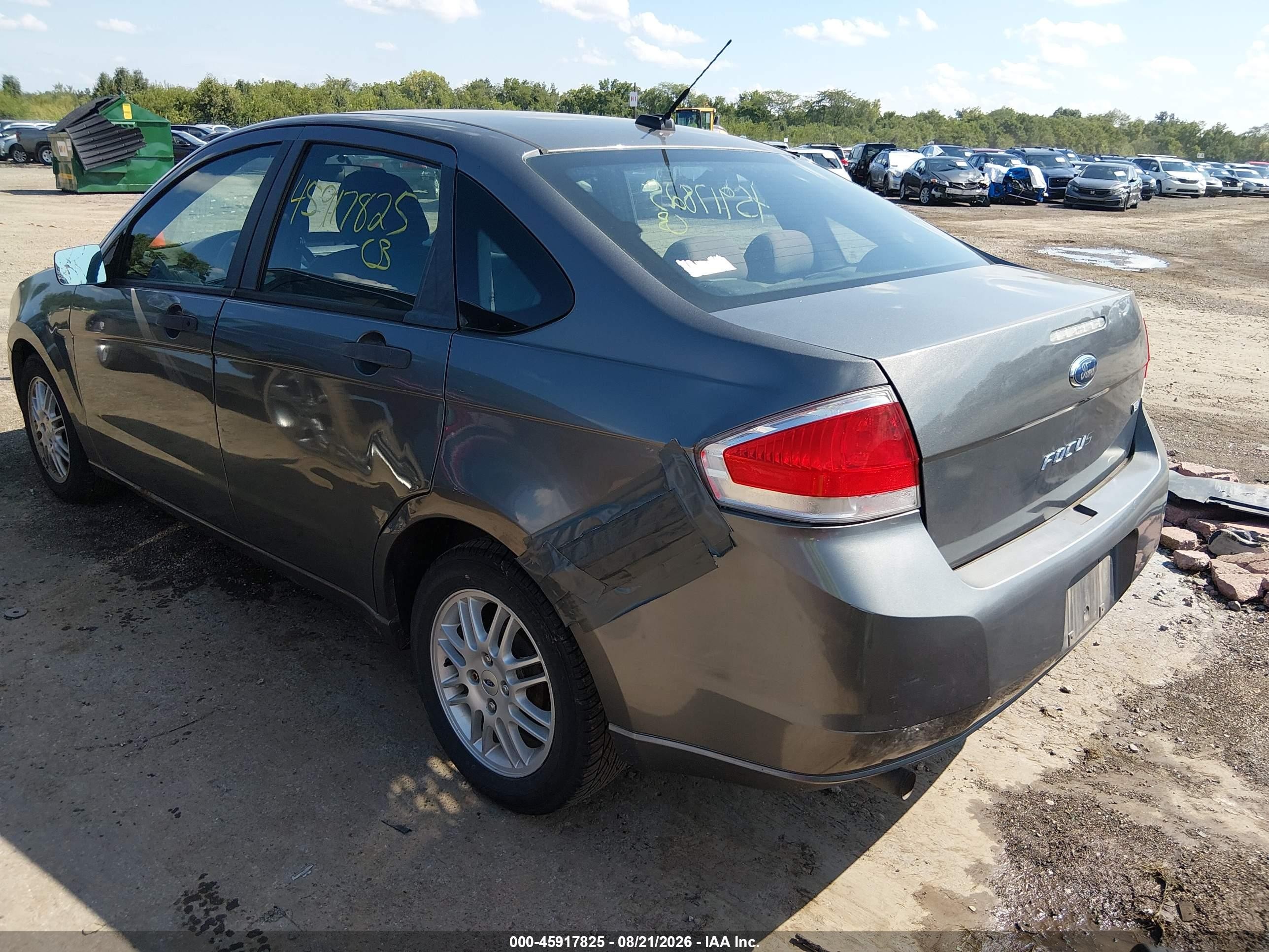2010 Ford Focus Se Серый vin: 1FAHP3FN6AW187333