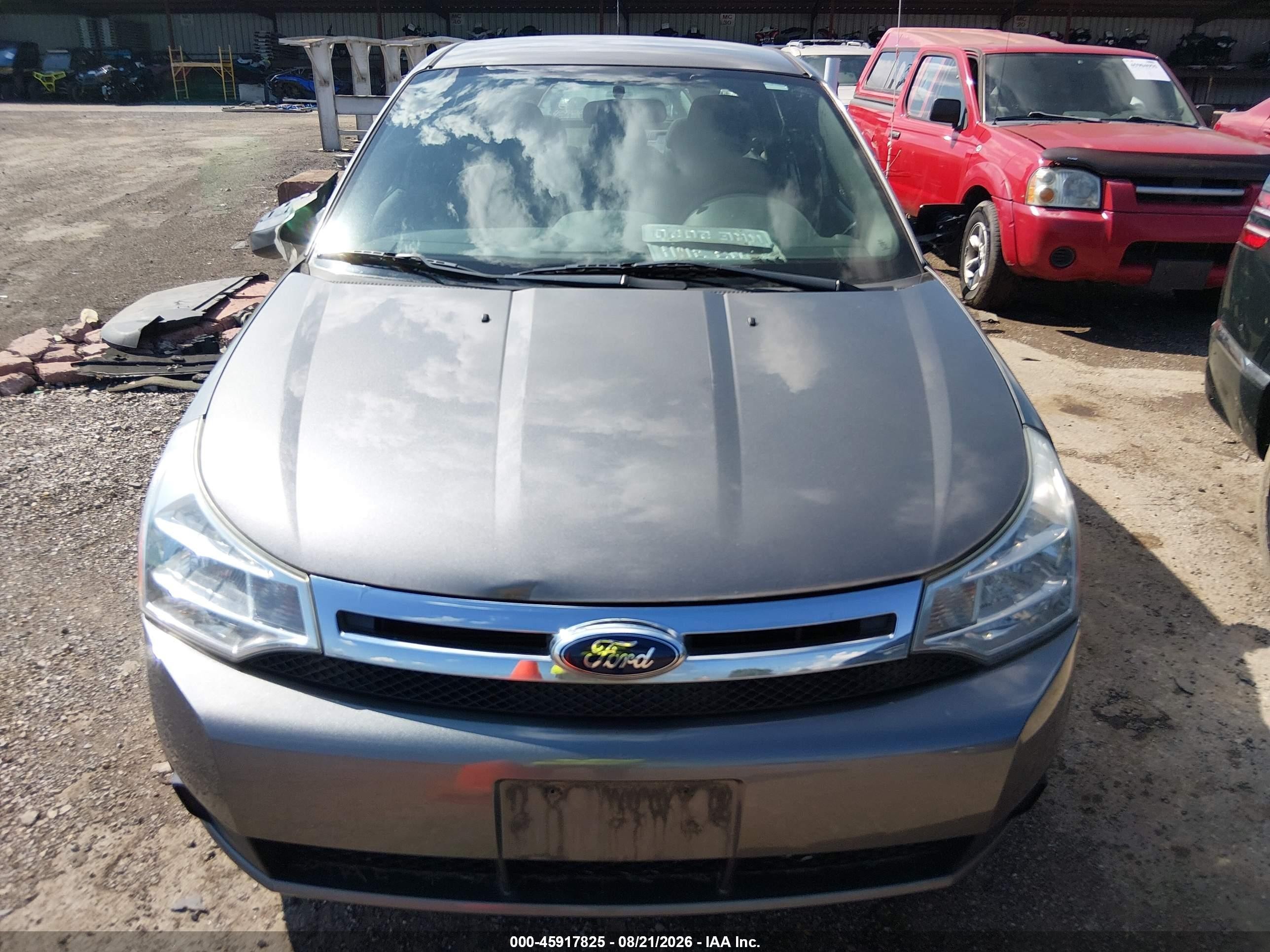 2010 Ford Focus Se Серый vin: 1FAHP3FN6AW187333