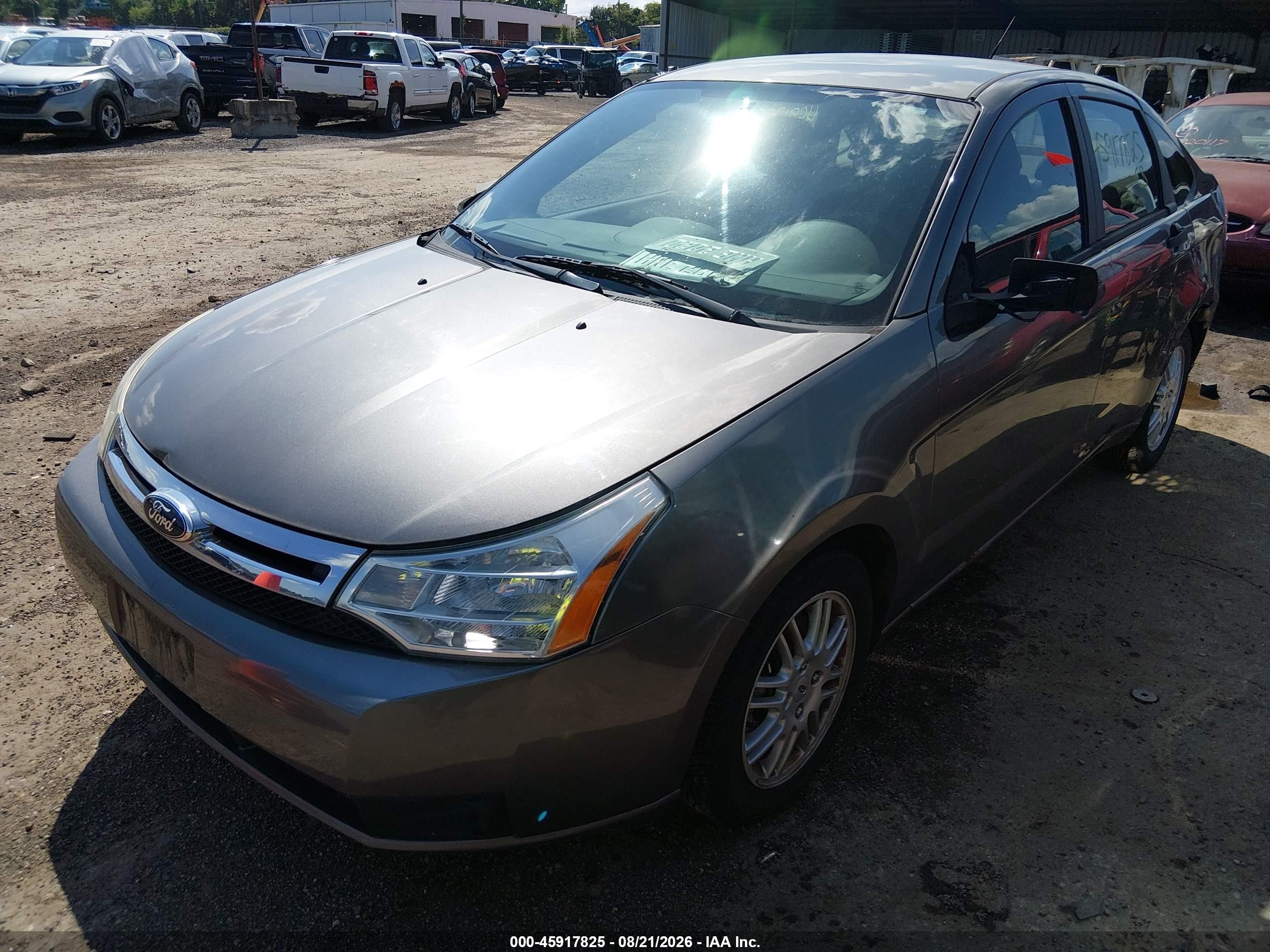 2010 Ford Focus Se Серый vin: 1FAHP3FN6AW187333