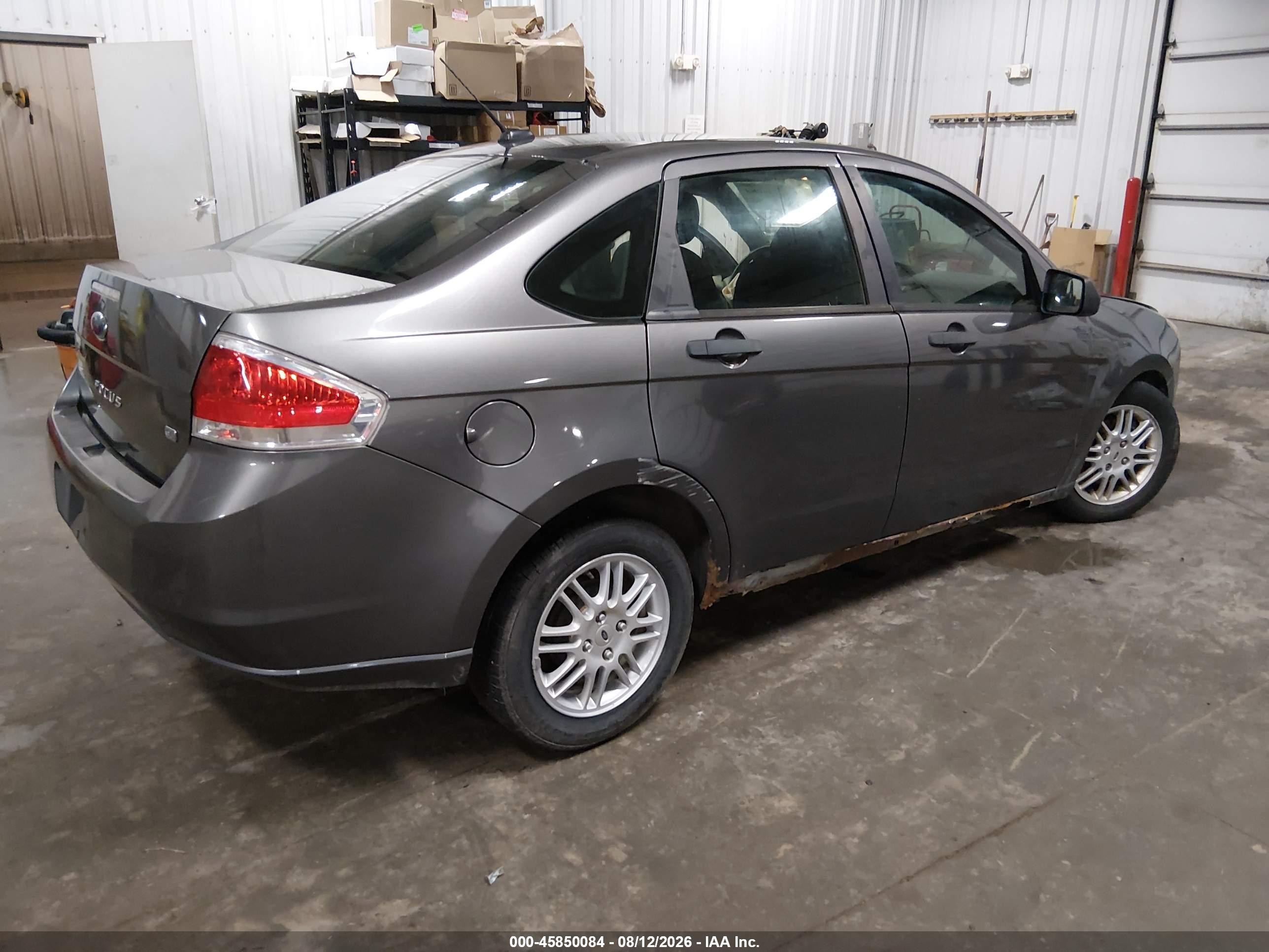 2010 Ford Focus Se Gray vin: 1FAHP3FN6AW205636