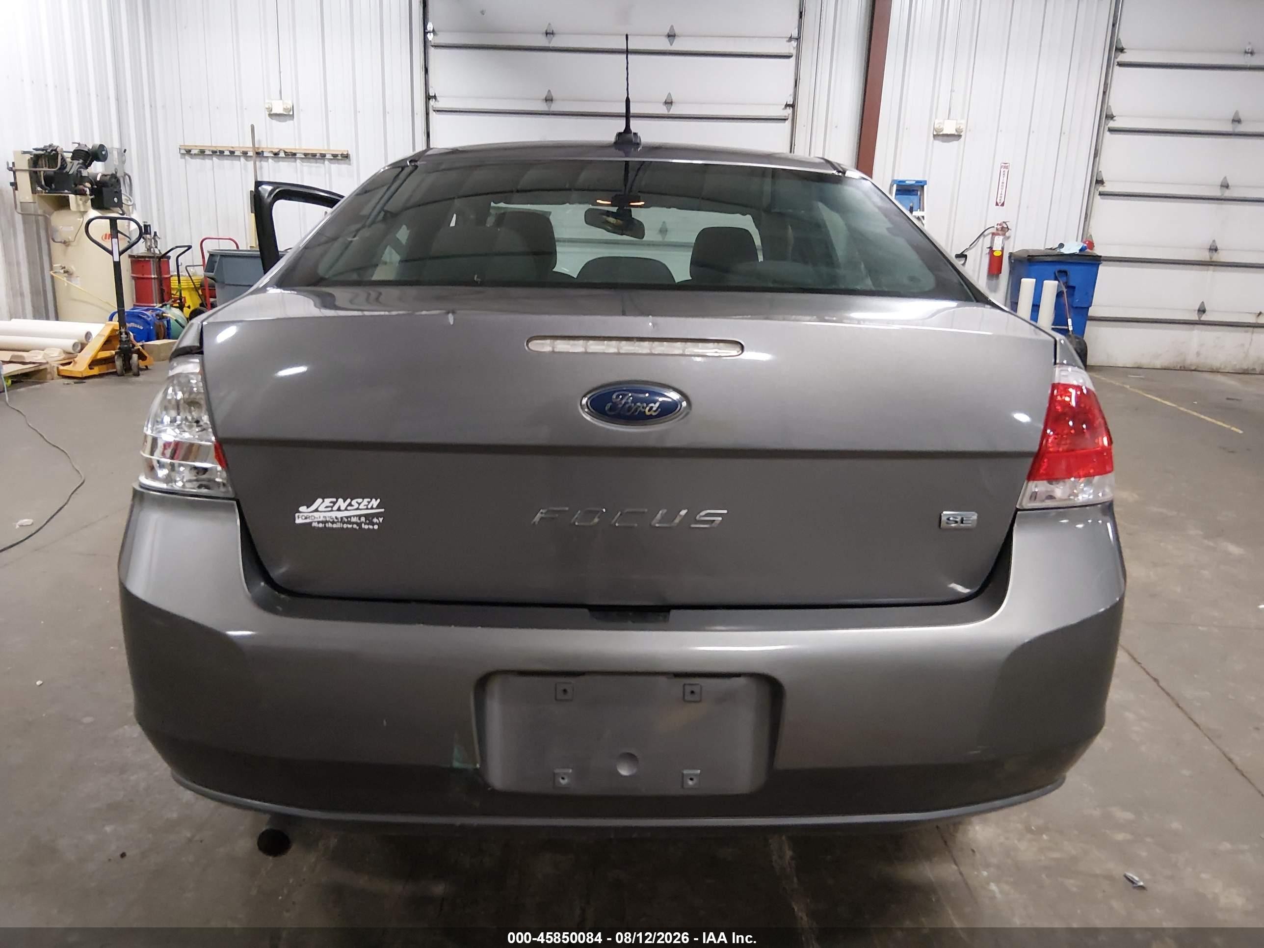 2010 Ford Focus Se Gray vin: 1FAHP3FN6AW205636