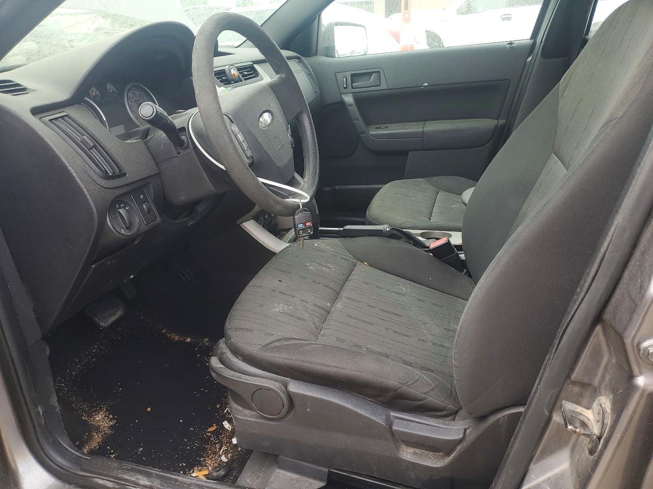 2010 Ford Focus Se Gray vin: 1FAHP3FN6AW208813