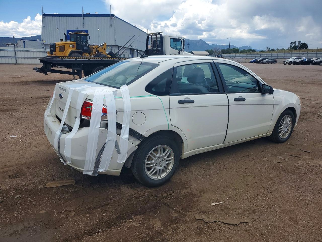 2010 Ford Focus White vin: 1FAHP3FN6AW222792