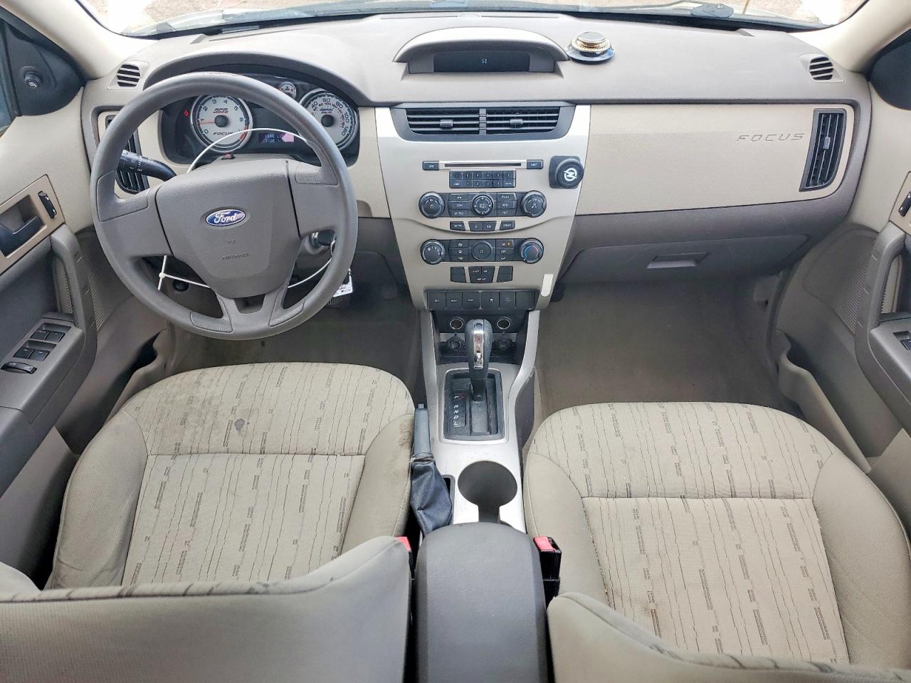 2010 Ford Focus White vin: 1FAHP3FN6AW222792