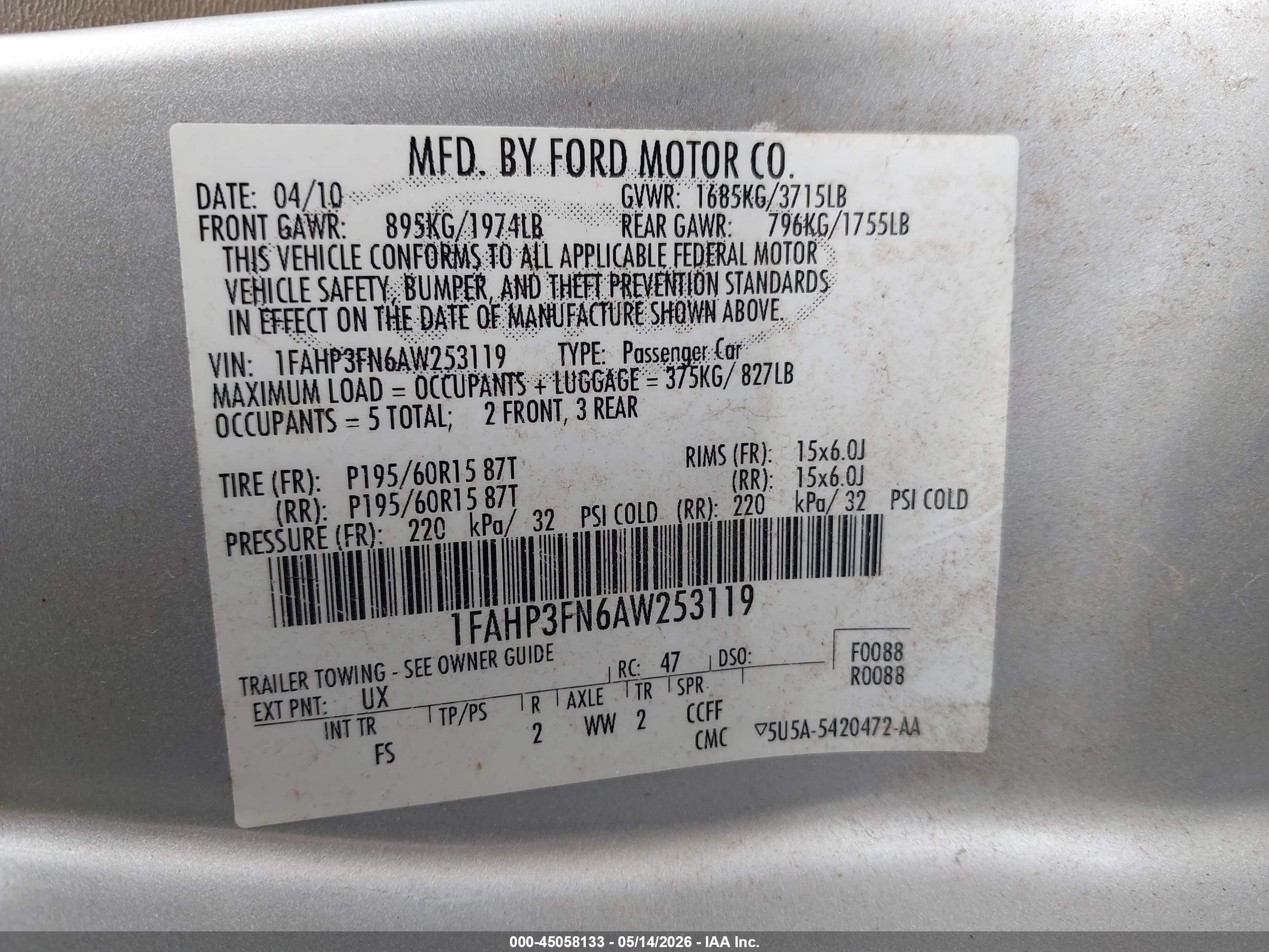 2010 Ford Focus Se Серебряный vin: 1FAHP3FN6AW253119