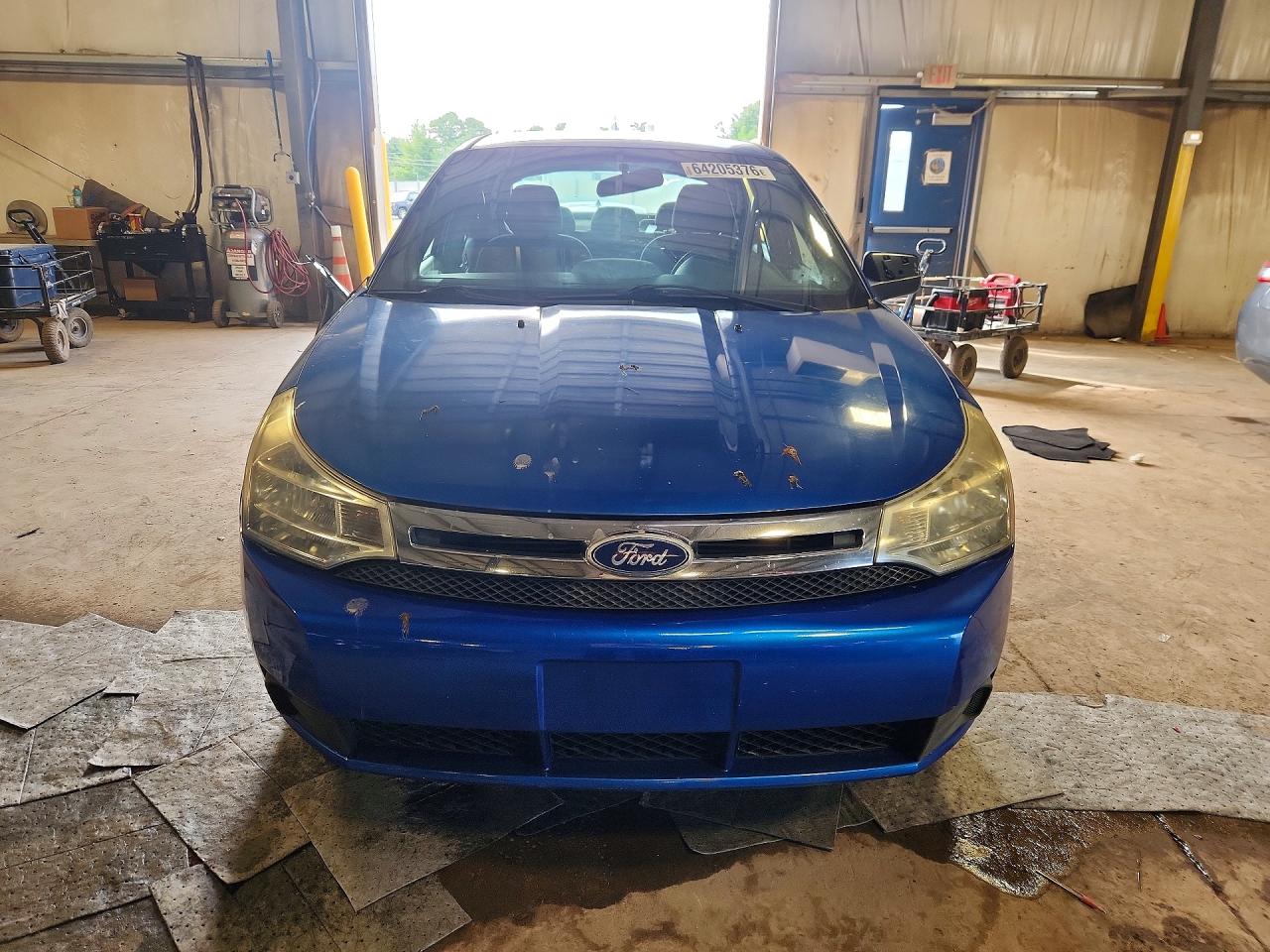 2010 Ford Focus Se Blue vin: 1FAHP3FN6AW266436