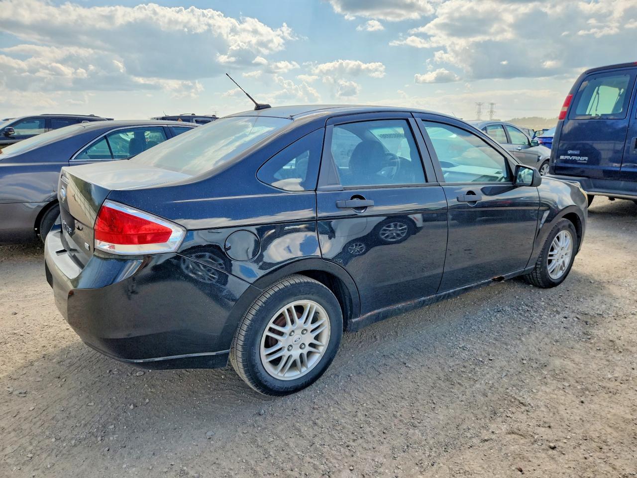 2010 Ford Focus Se Black vin: 1FAHP3FN6AW267473