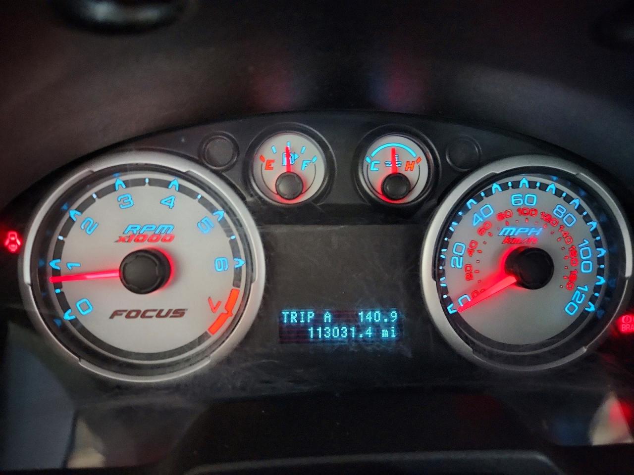 2010 Ford Focus Se Серебряный vin: 1FAHP3FN6AW269983