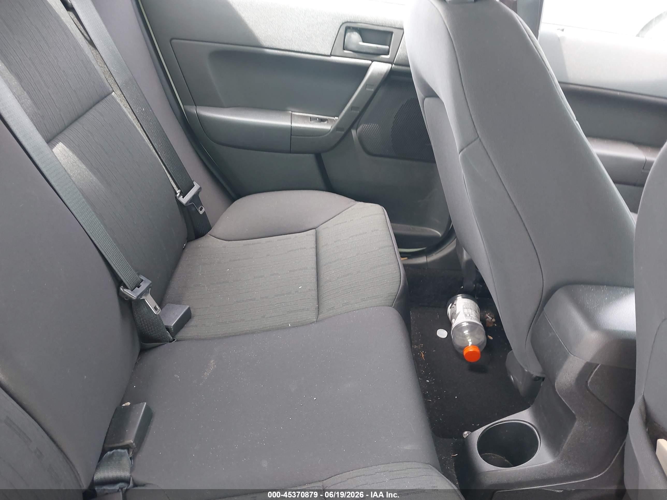 2010 Ford Focus Se Green vin: 1FAHP3FN6AW287383