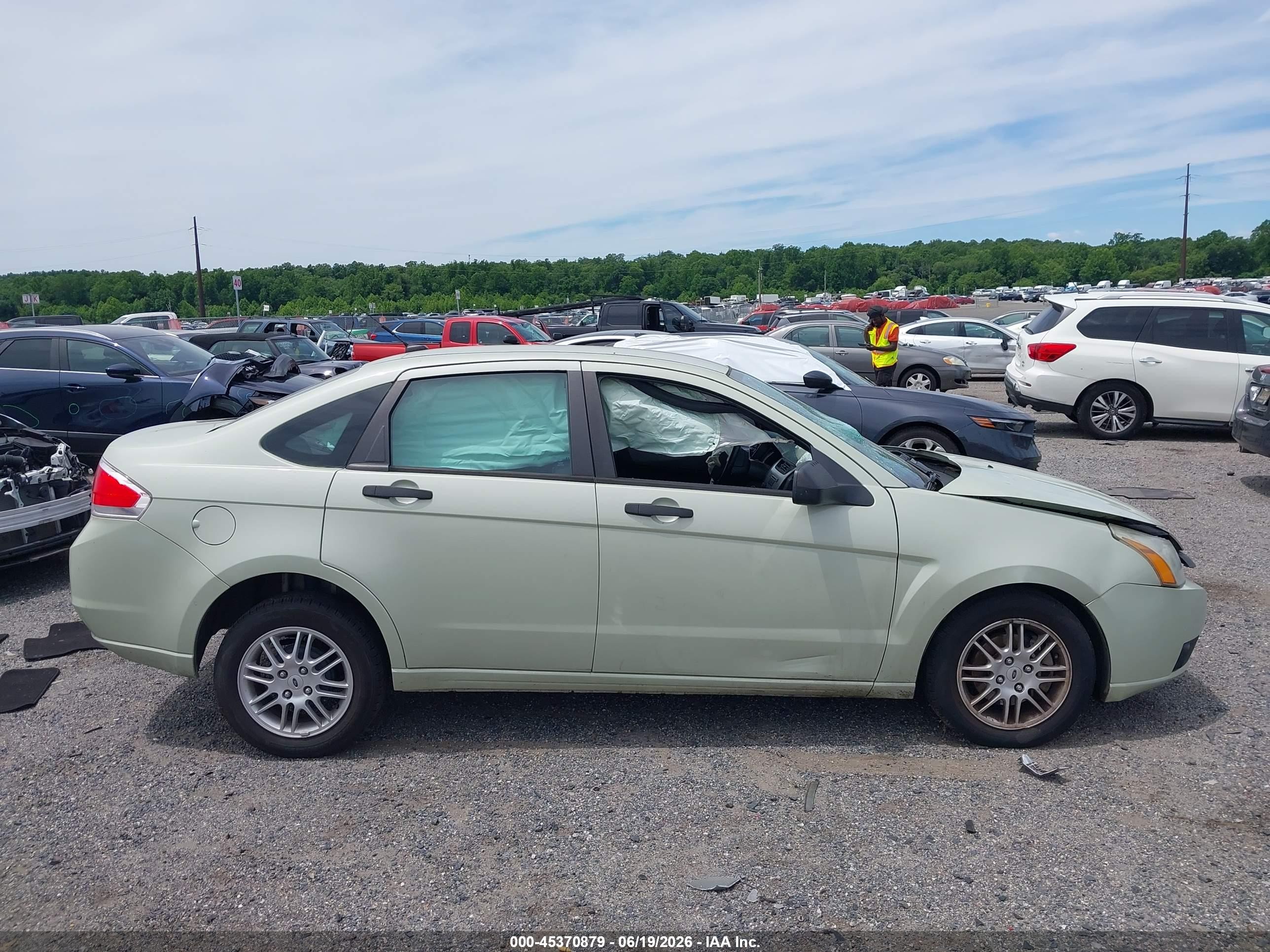 2010 Ford Focus Se Green vin: 1FAHP3FN6AW287383