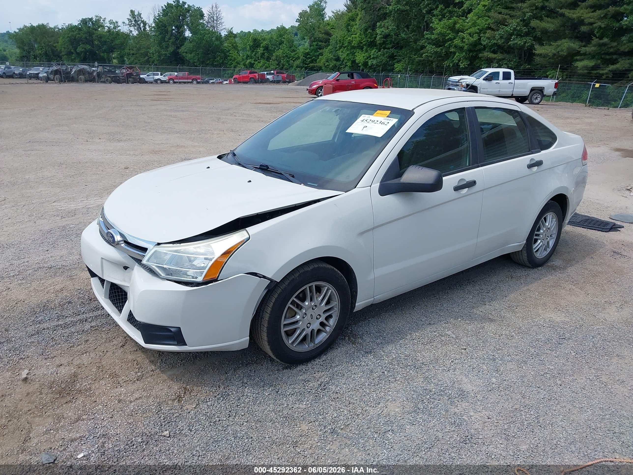 2011 Ford Focus Se White vin: 1FAHP3FN6BW111838