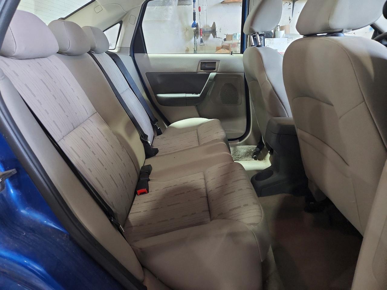 2011 Ford Focus Se Blue vin: 1FAHP3FN6BW126288