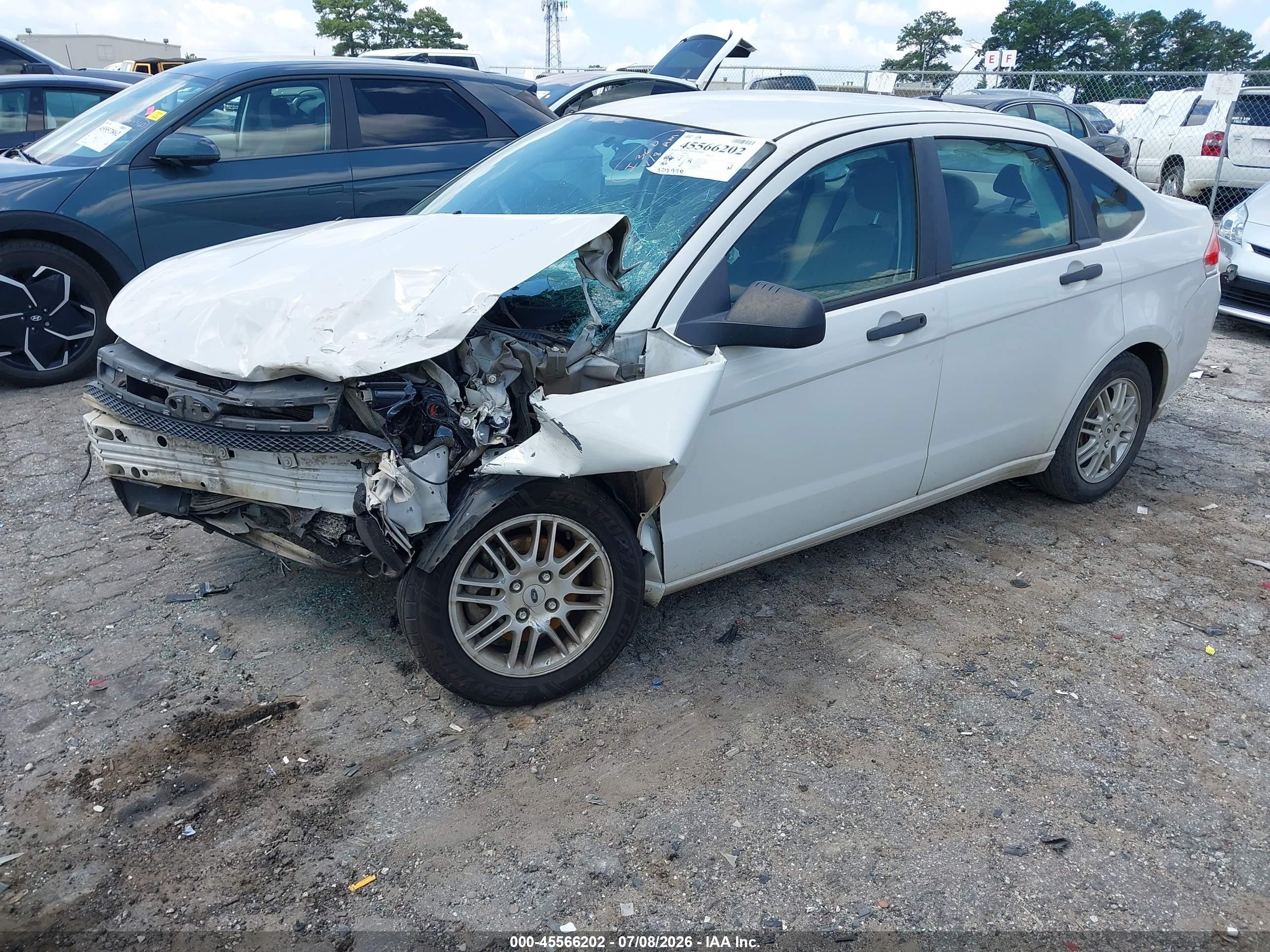 2011 Ford Focus Se White vin: 1FAHP3FN6BW132706
