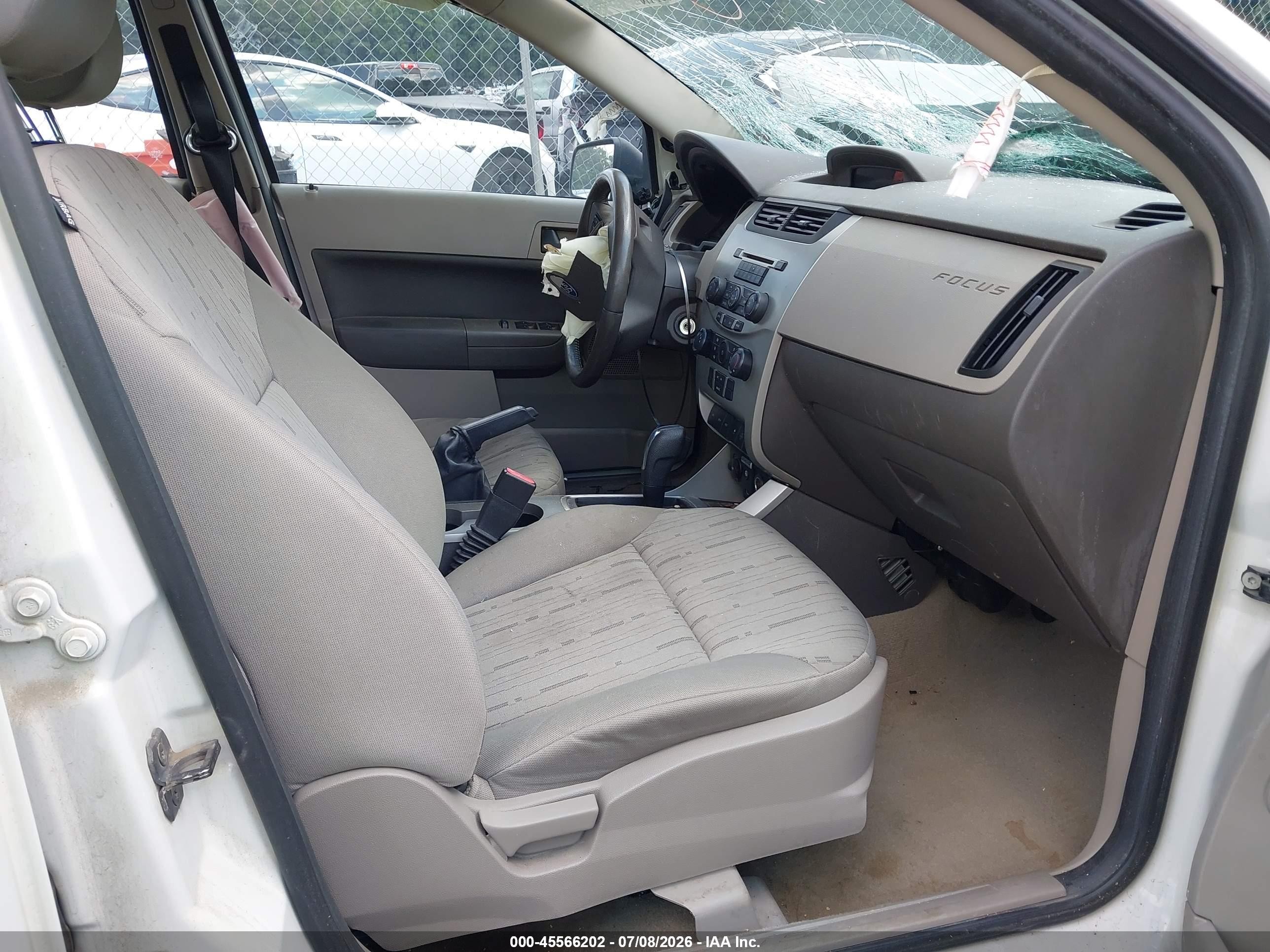 2011 Ford Focus Se White vin: 1FAHP3FN6BW132706