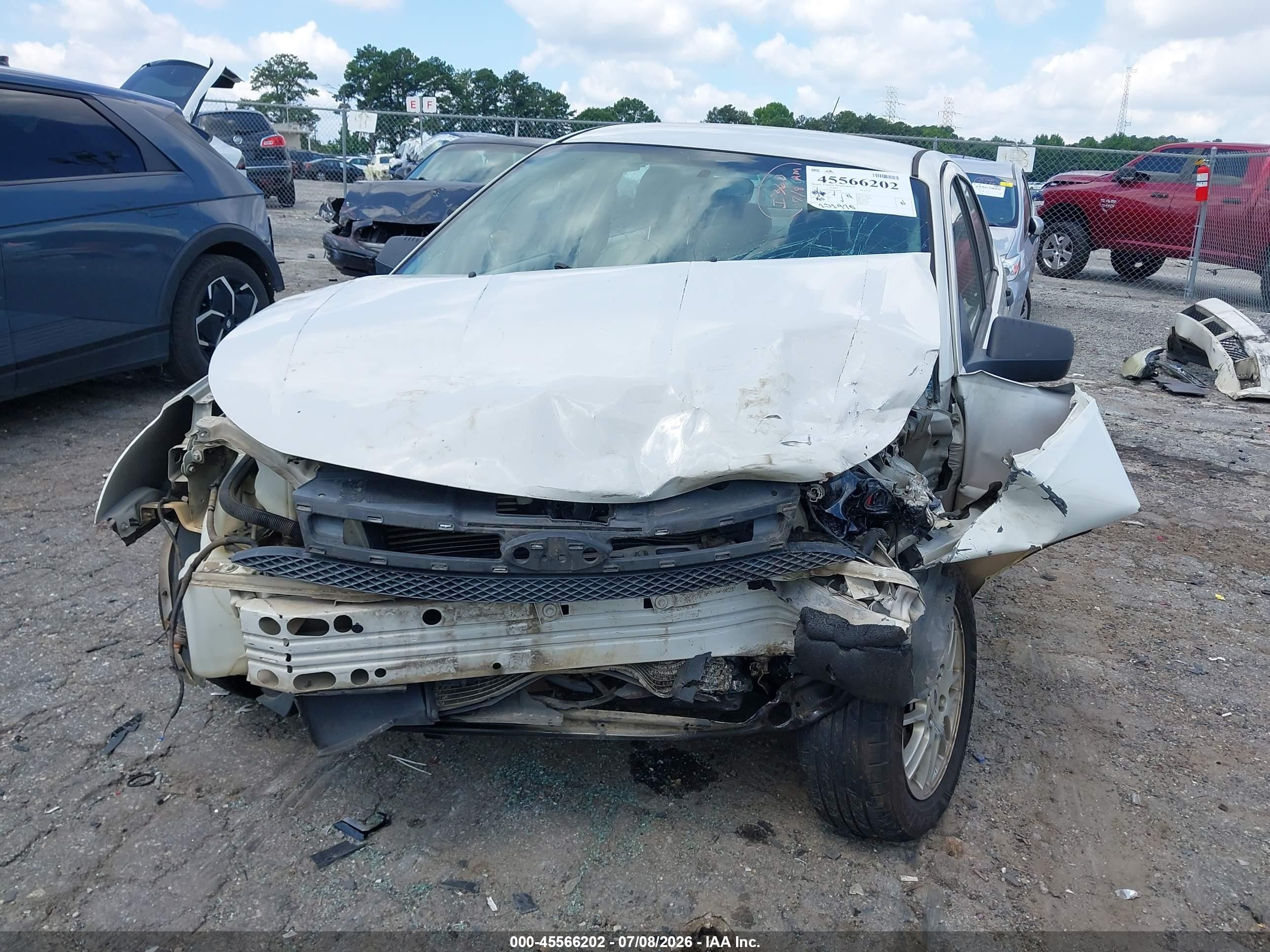 2011 Ford Focus Se White vin: 1FAHP3FN6BW132706