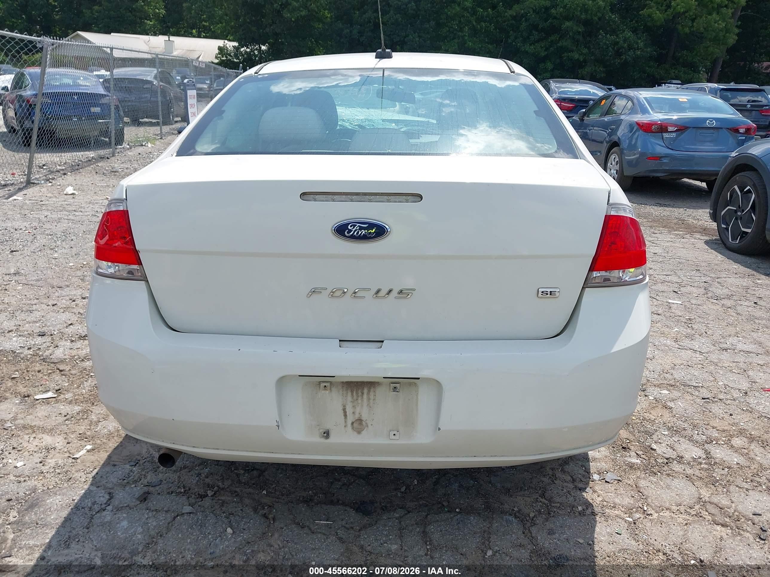 2011 Ford Focus Se White vin: 1FAHP3FN6BW132706