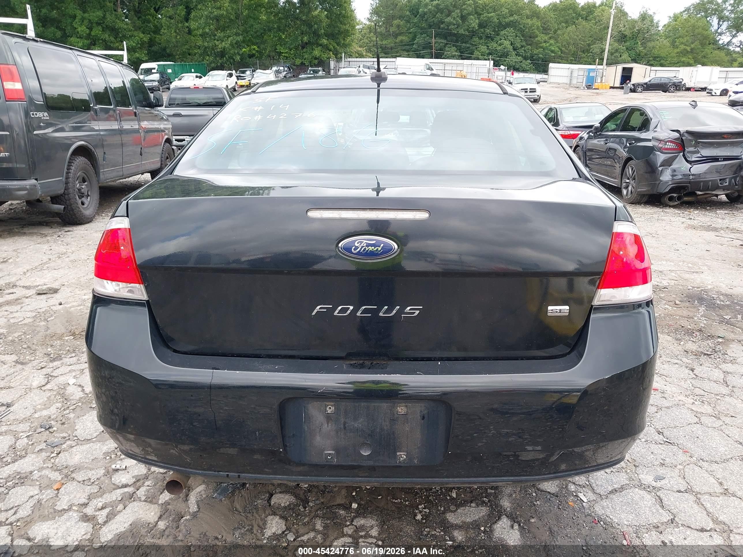 2011 Ford Focus Se Black vin: 1FAHP3FN6BW134276