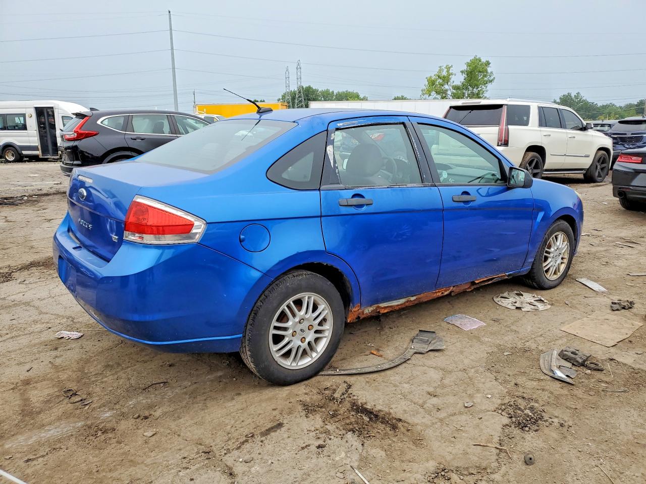 2011 Ford Focus Se Blue vin: 1FAHP3FN6BW146072