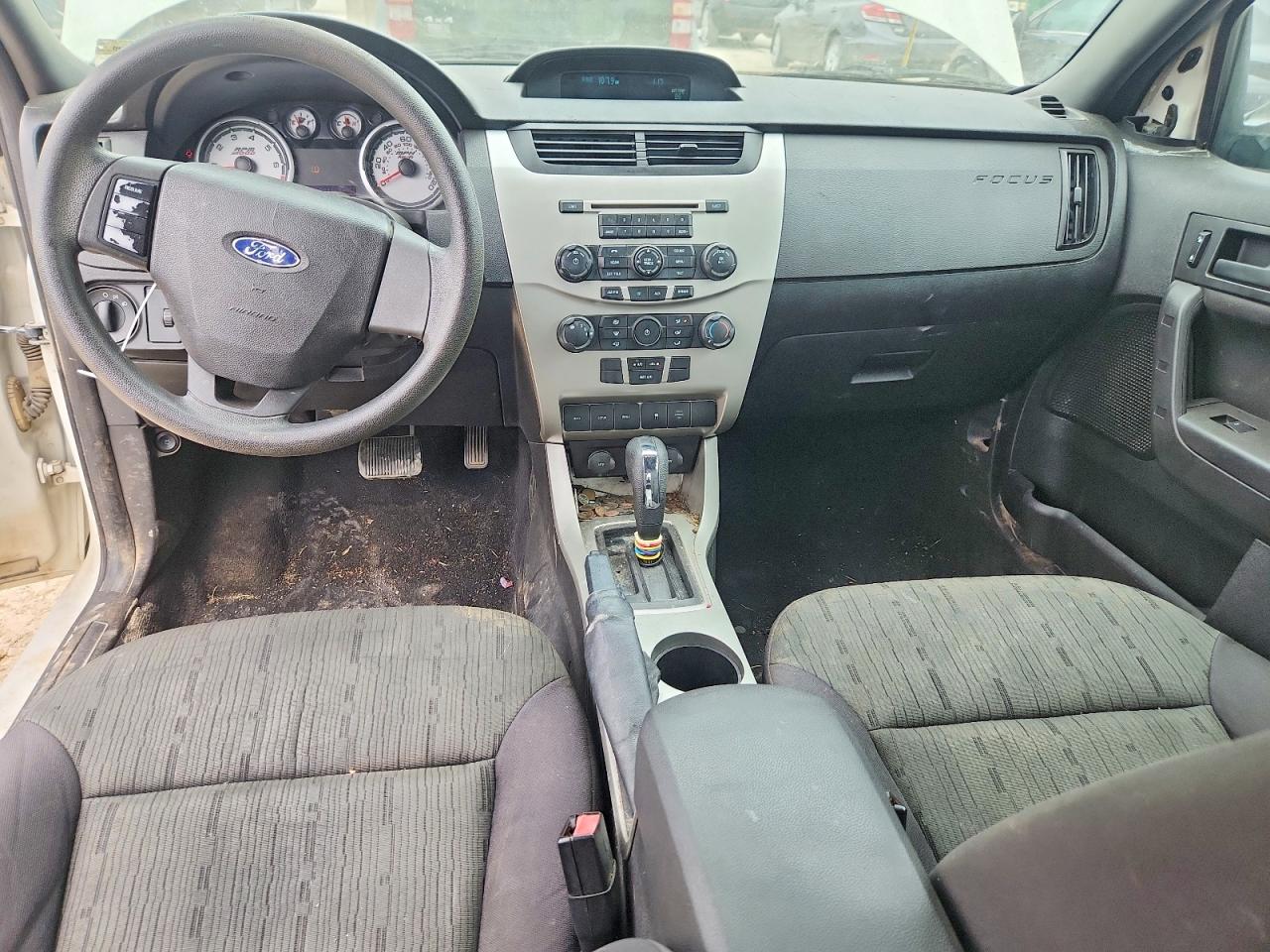 2011 Ford Focus Se White vin: 1FAHP3FN6BW148243