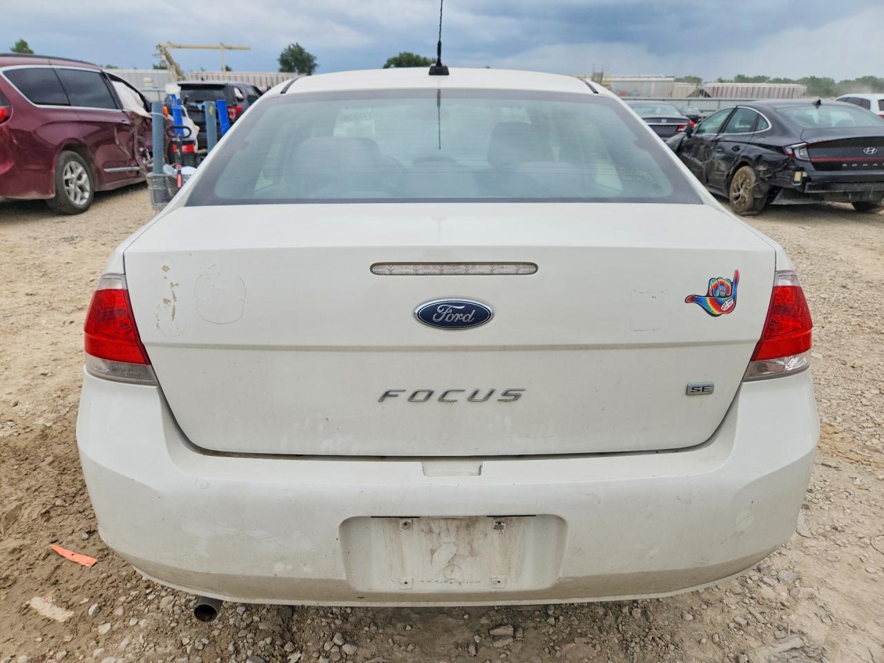 2011 Ford Focus Se White vin: 1FAHP3FN6BW148243