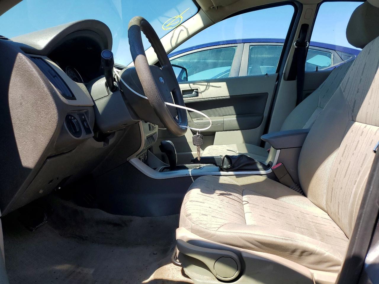 2010 Ford Focus Se Gray vin: 1FAHP3FN7AW139338