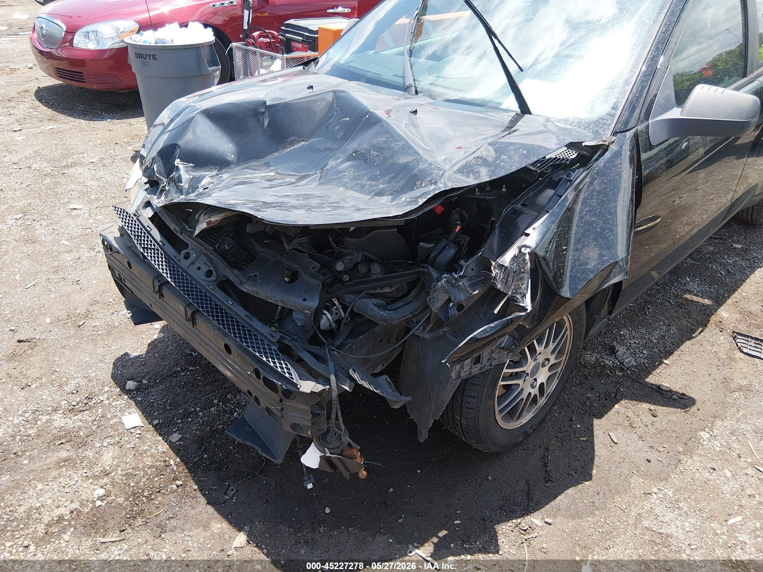 2010 Ford Focus Se Black vin: 1FAHP3FN7AW201272