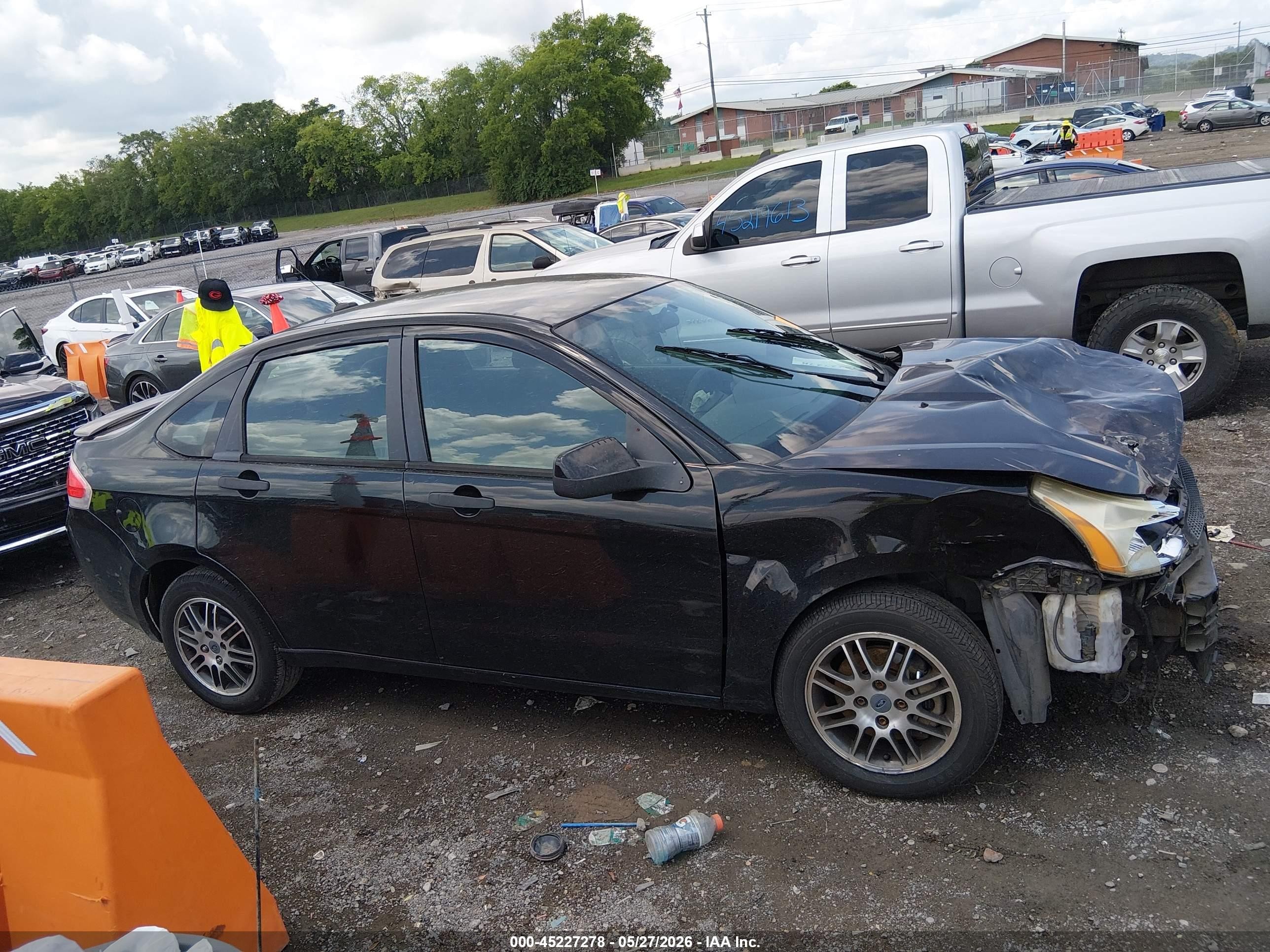 2010 Ford Focus Se Black vin: 1FAHP3FN7AW201272