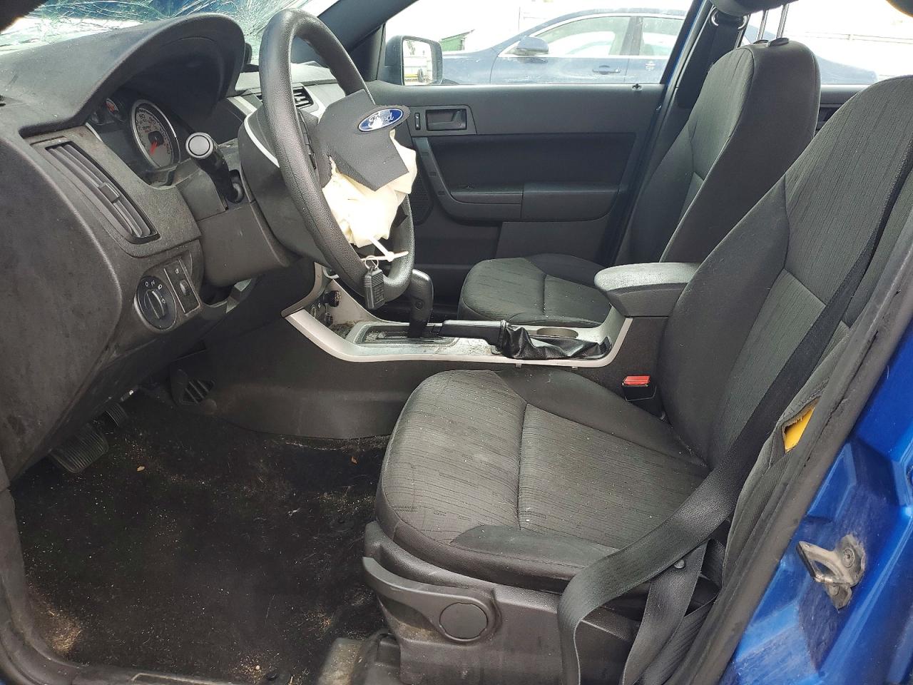 2010 Ford Focus Se Blue vin: 1FAHP3FN7AW214863