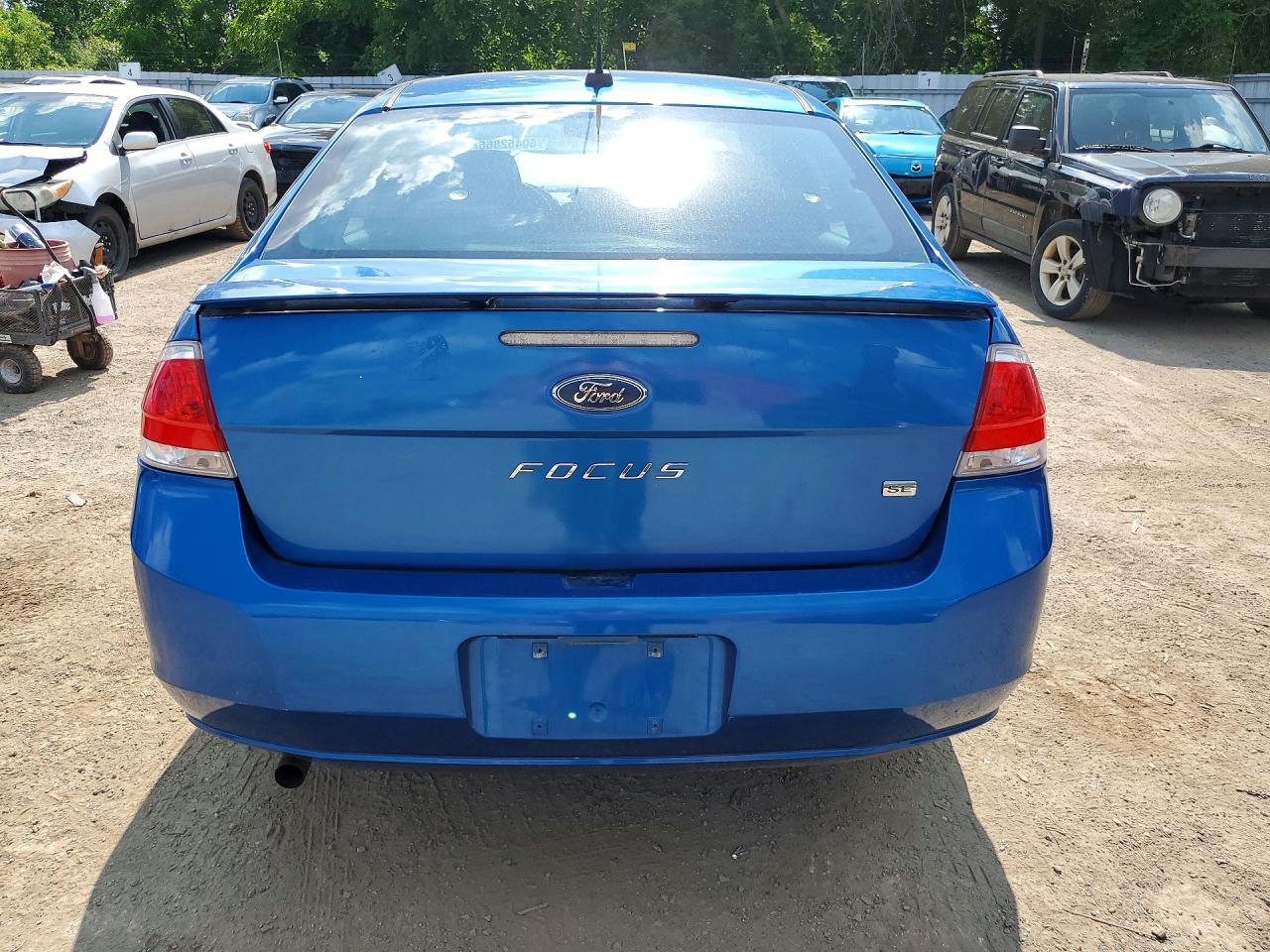 2010 Ford Focus Se Blue vin: 1FAHP3FN7AW216435