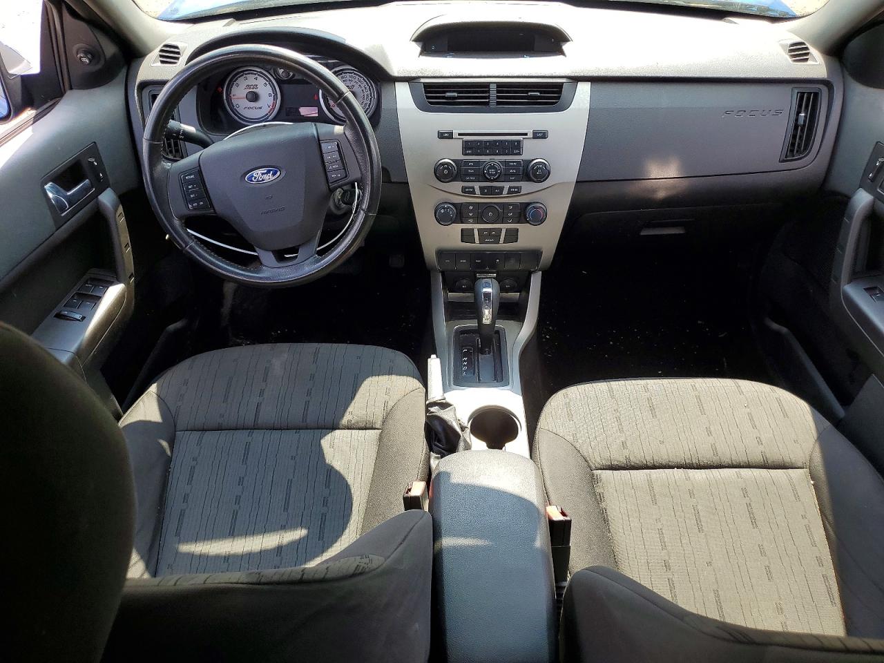 2010 Ford Focus Se Blue vin: 1FAHP3FN7AW216435