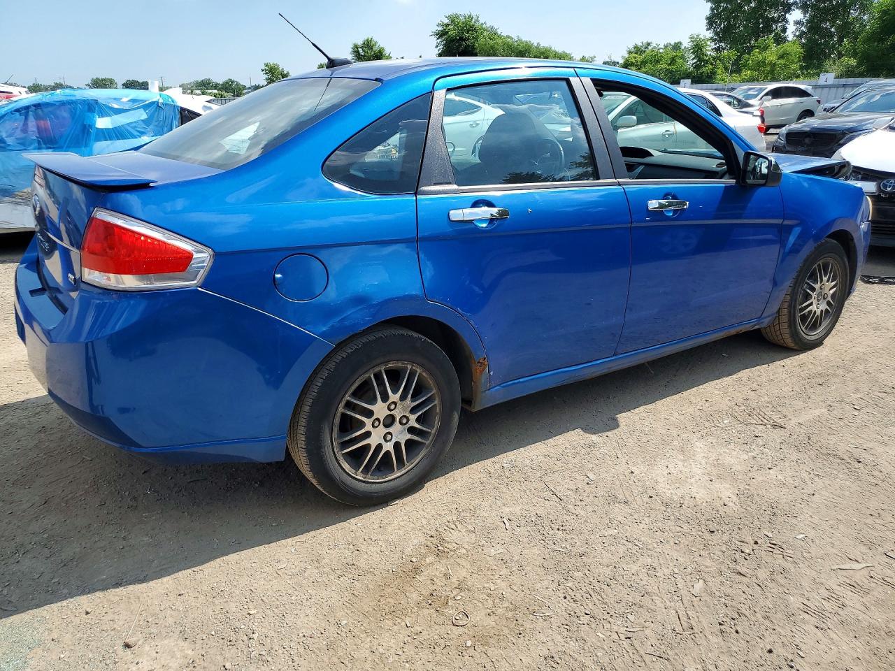 2010 Ford Focus Se Blue vin: 1FAHP3FN7AW216435