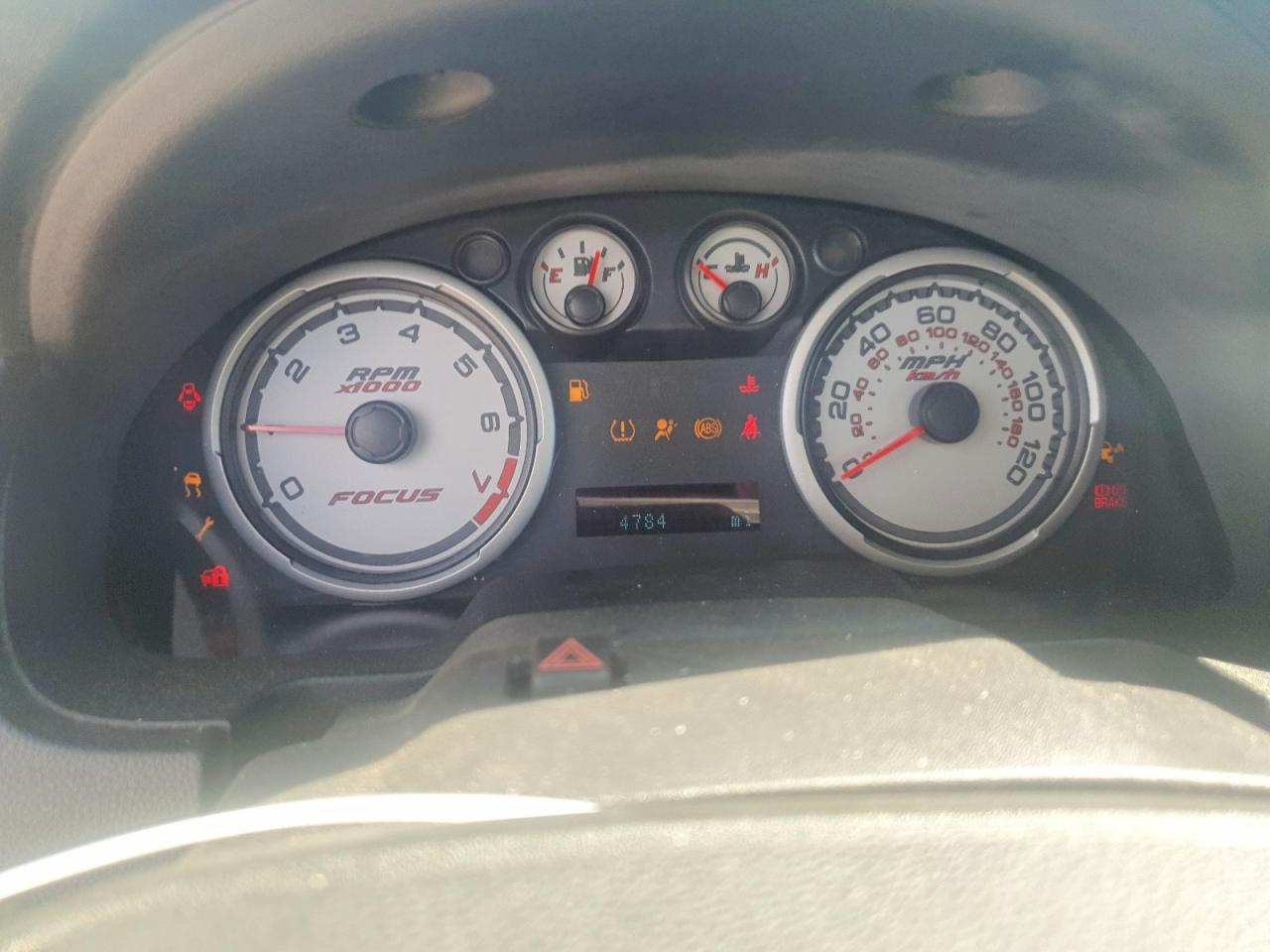2010 Ford Focus Se White vin: 1FAHP3FN7AW222218