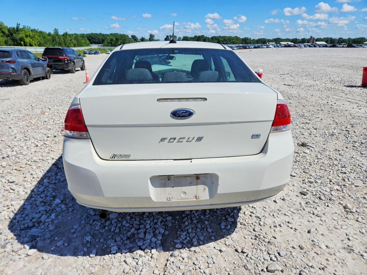 2010 Ford Focus Se White vin: 1FAHP3FN7AW222218