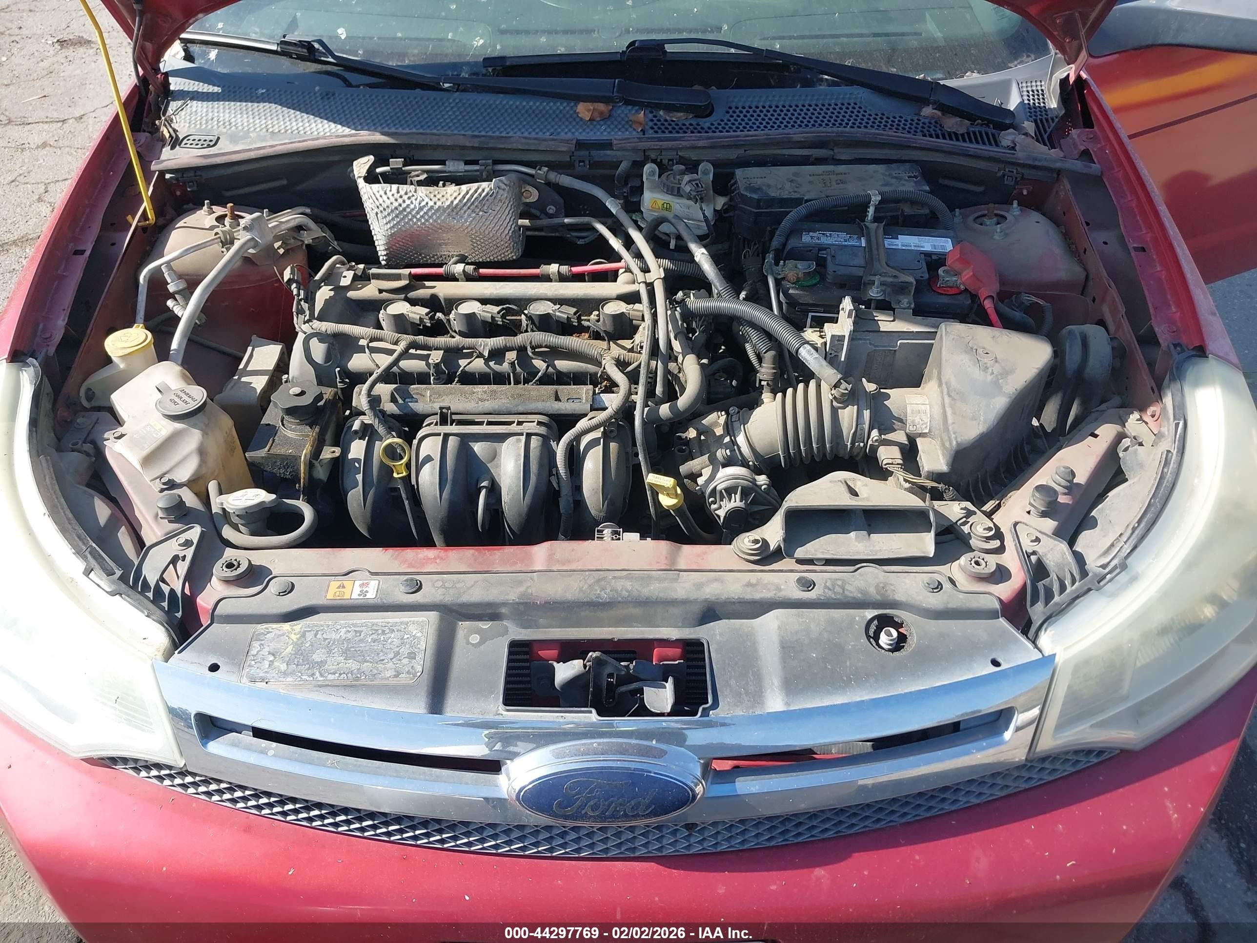 2010 Ford Focus Se Red vin: 1FAHP3FN7AW222445