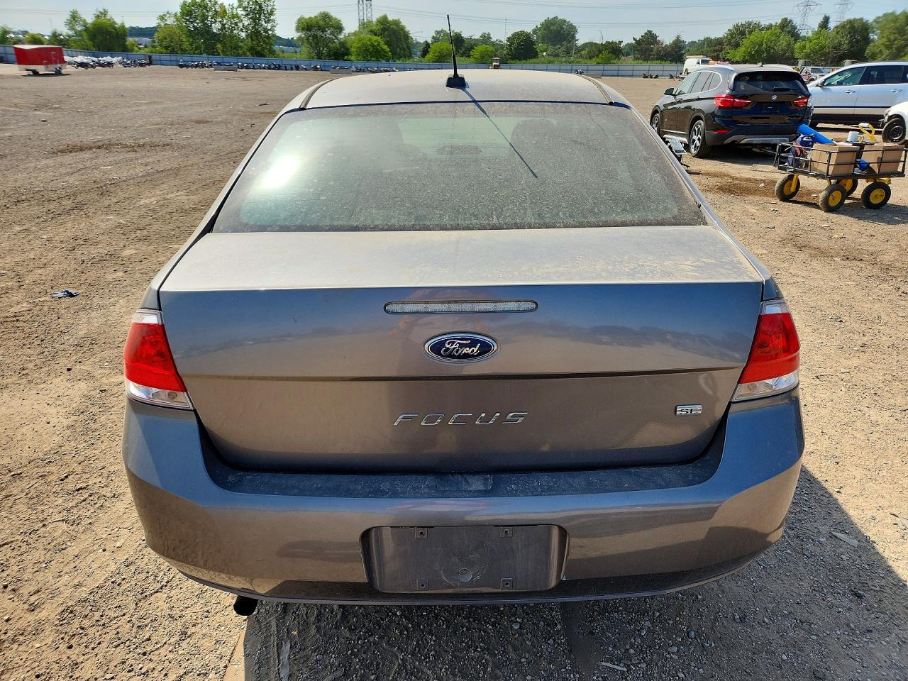 2010 Ford Focus Se Gray vin: 1FAHP3FN7AW247023