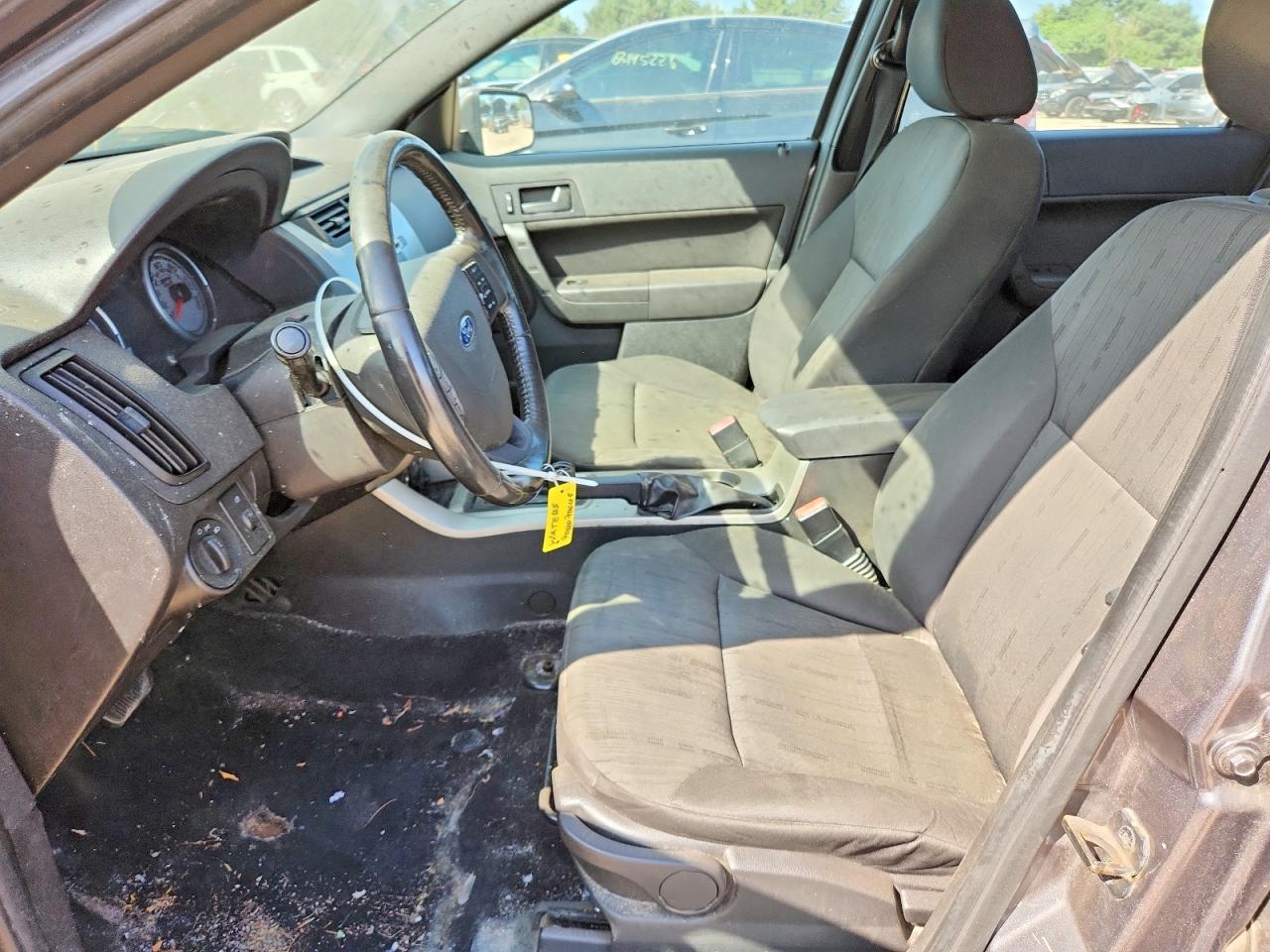 2010 Ford Focus Se Gray vin: 1FAHP3FN7AW247023