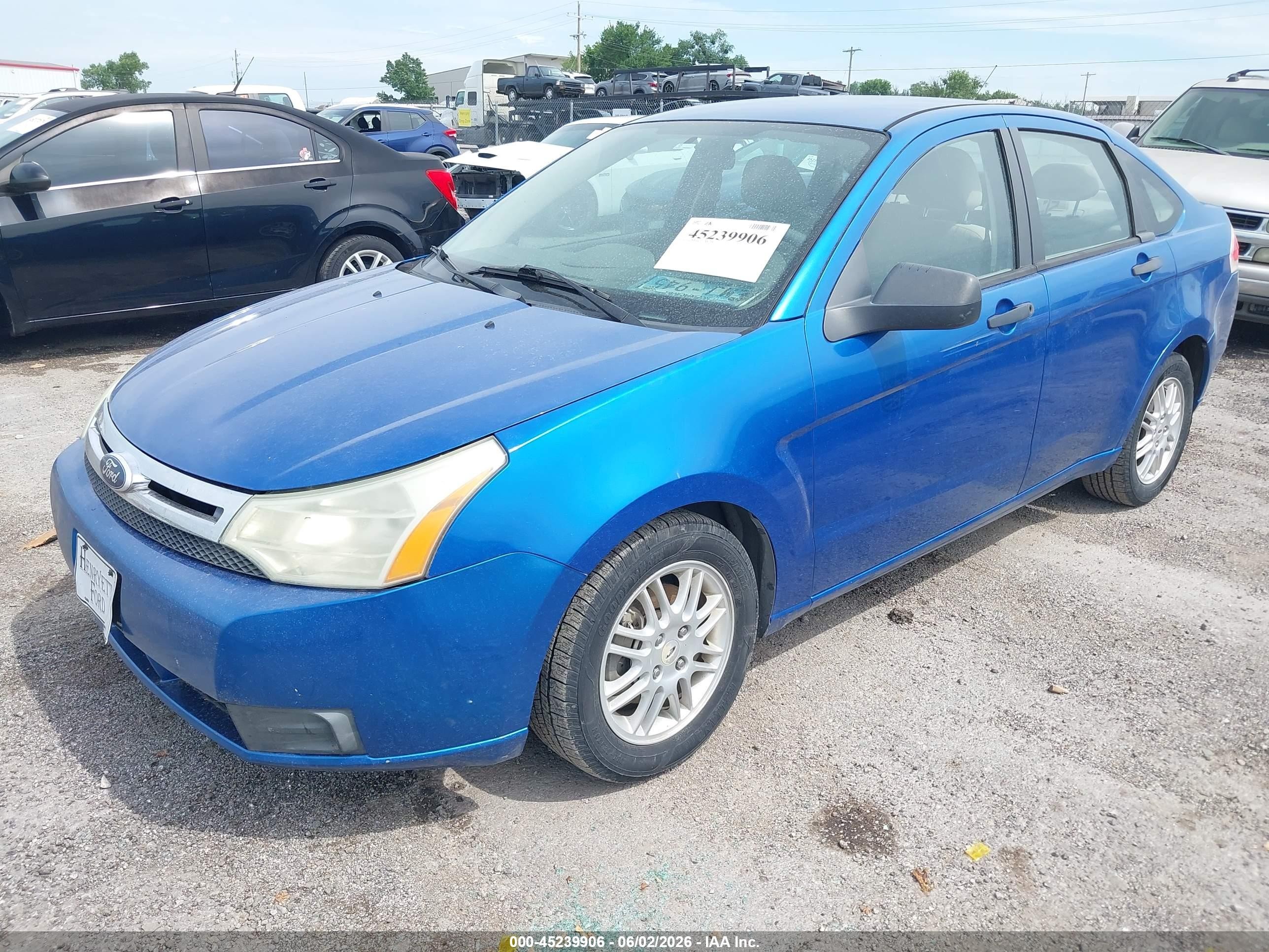 2010 Ford Focus Se Blue vin: 1FAHP3FN7AW254019