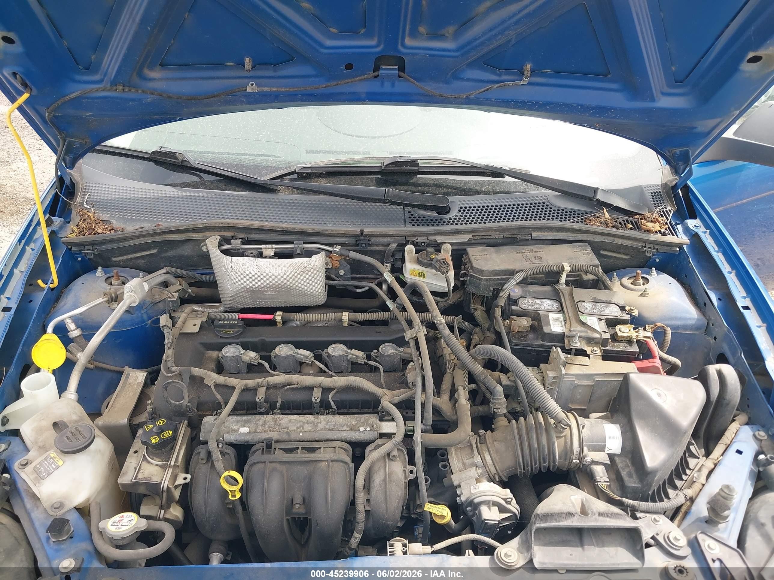 2010 Ford Focus Se Blue vin: 1FAHP3FN7AW254019