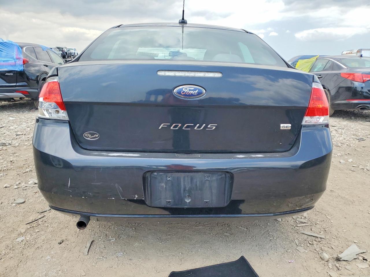 2010 Ford Focus Se Black vin: 1FAHP3FN7AW287697
